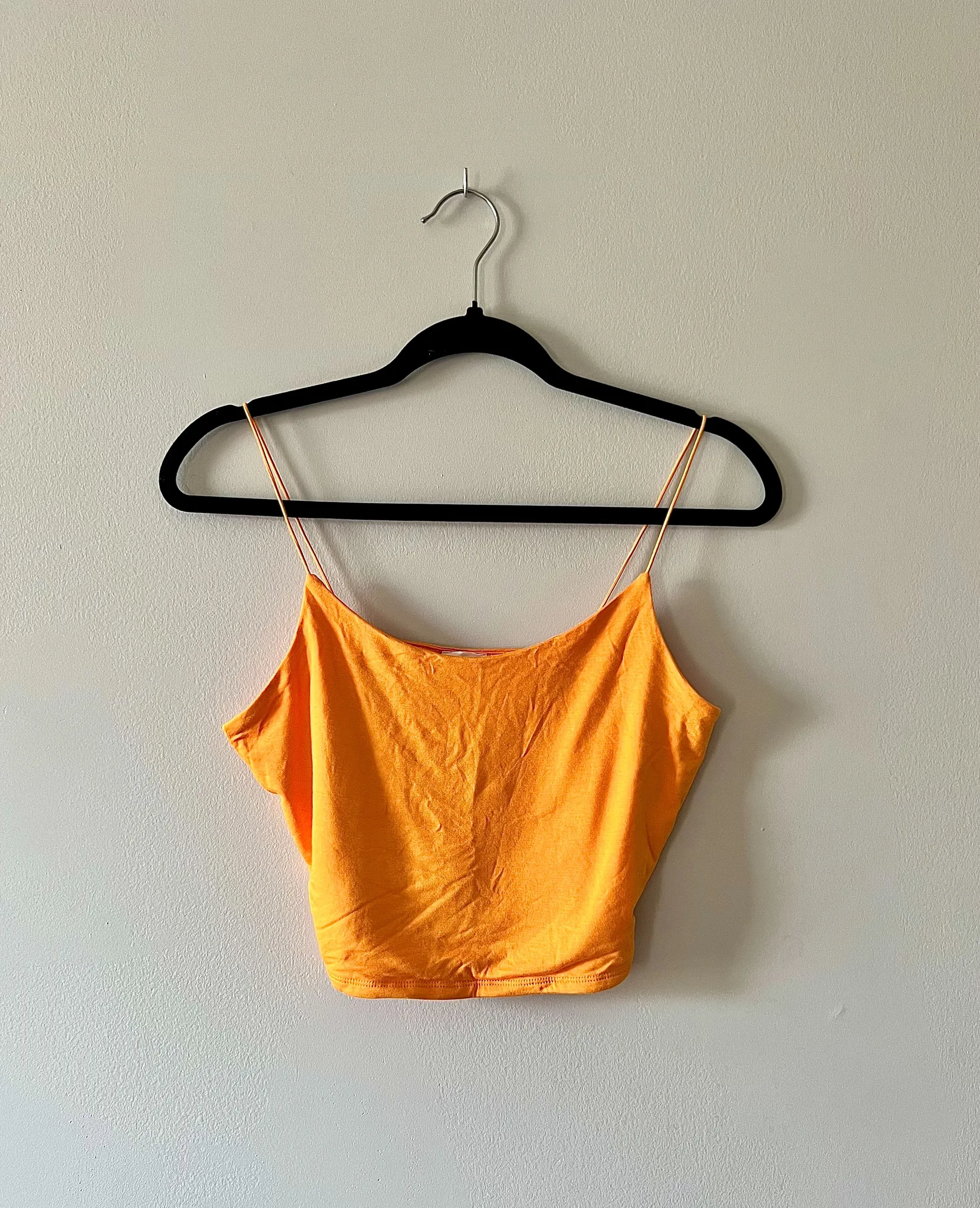 *NEW* Crop-Top photo 1