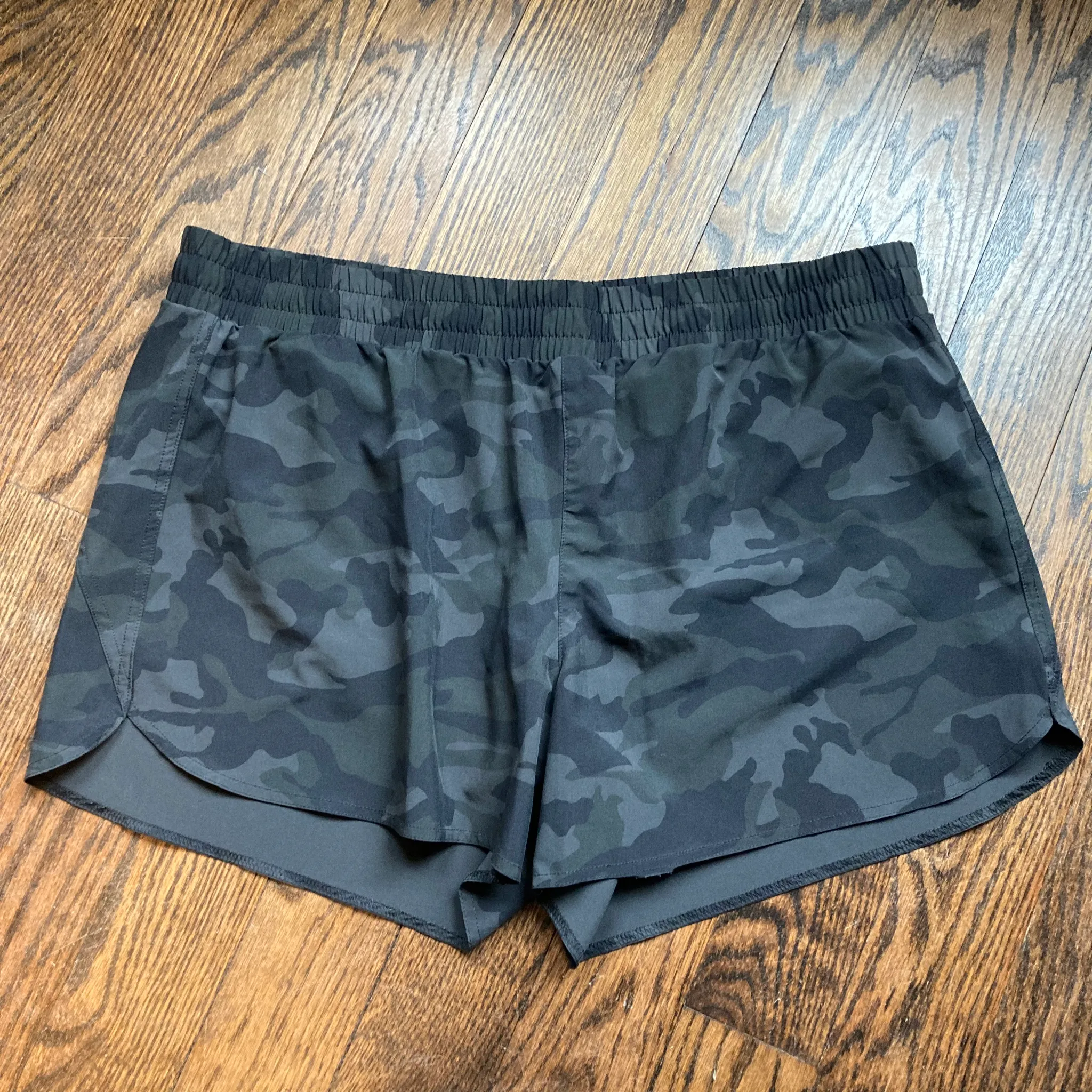 Athletic Works came short XL photo 1