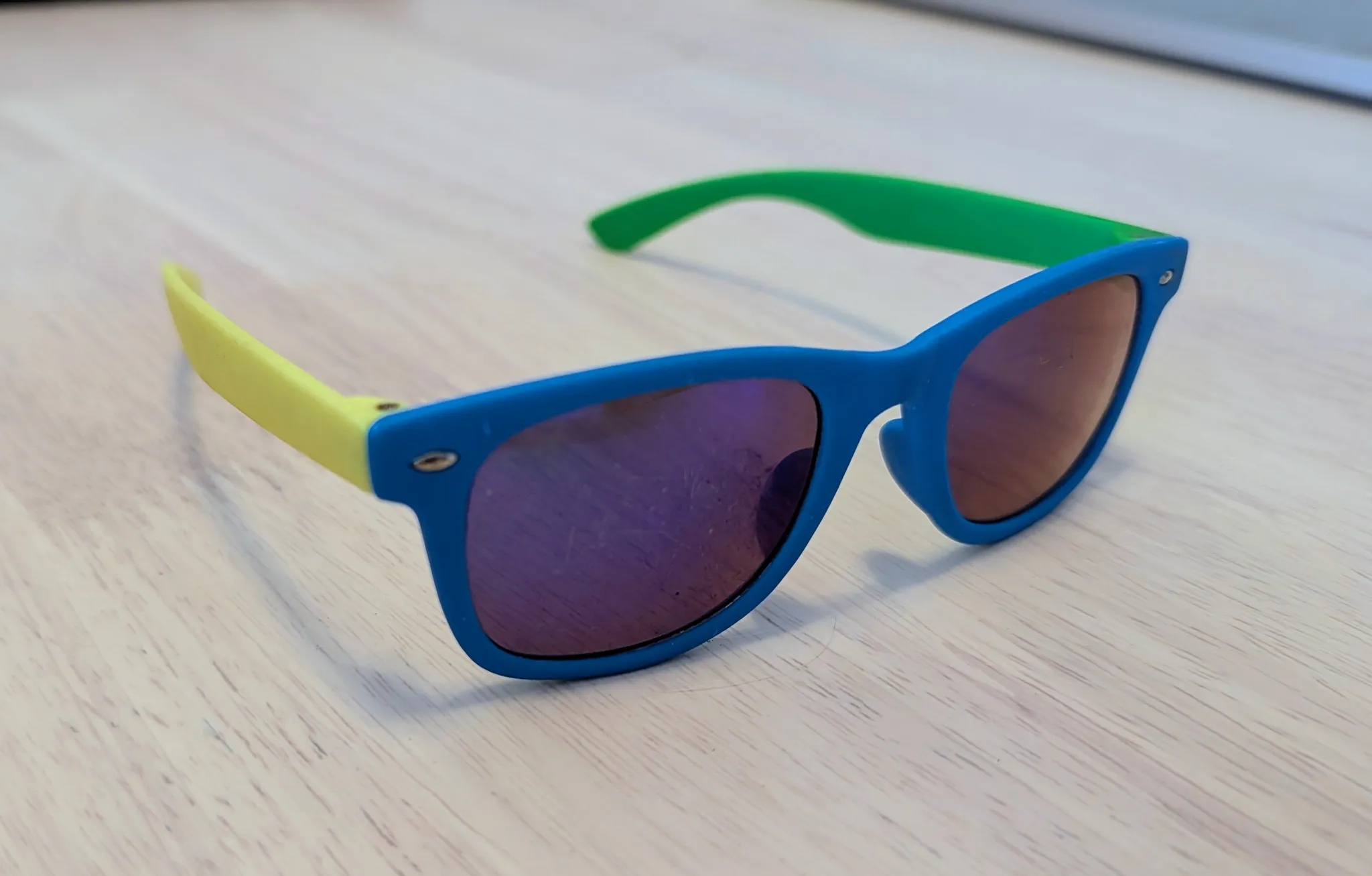 Kids Colourful Sunglasses photo 1