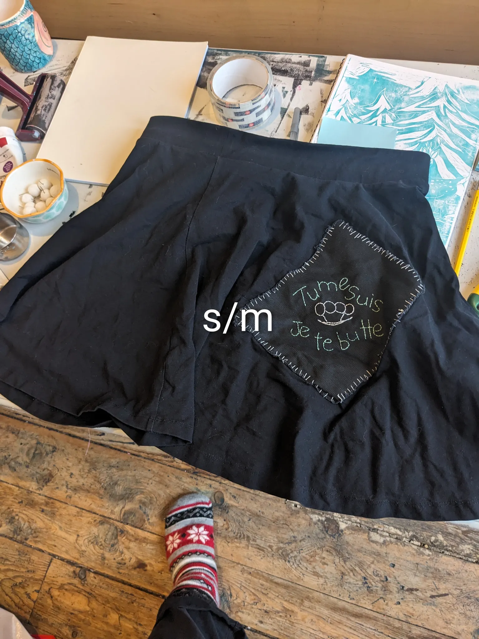 Skirt with handmade embroidery photo 1