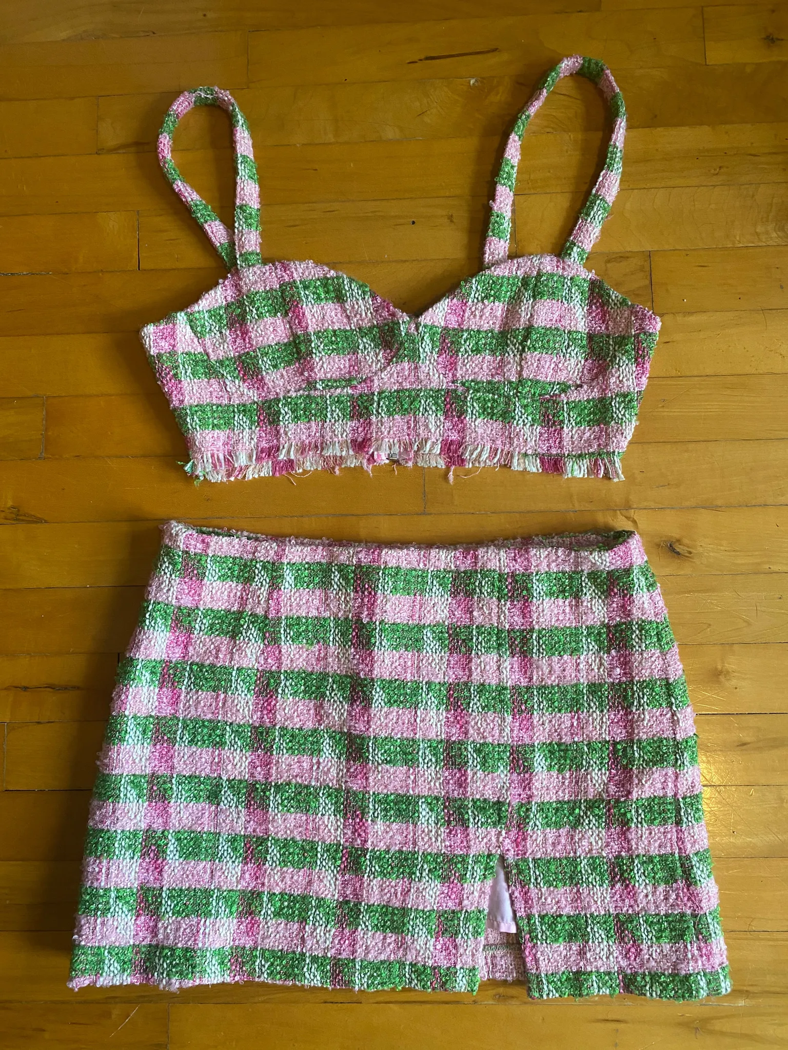 Cute 2 piece outfit  photo 1