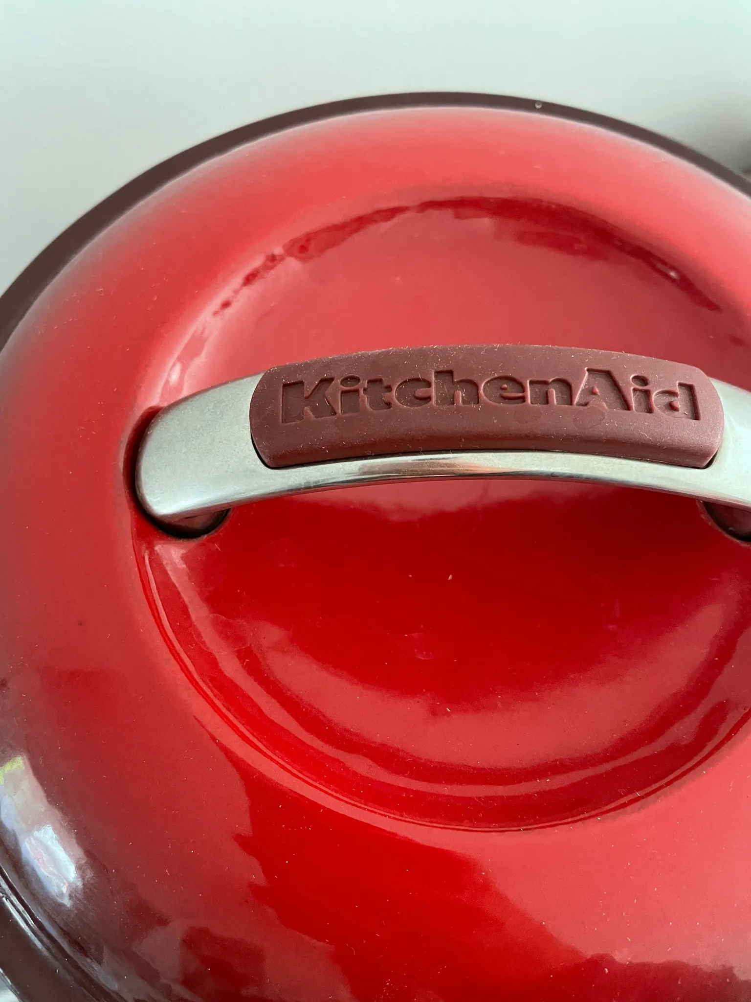 Dutch oven  photo 1