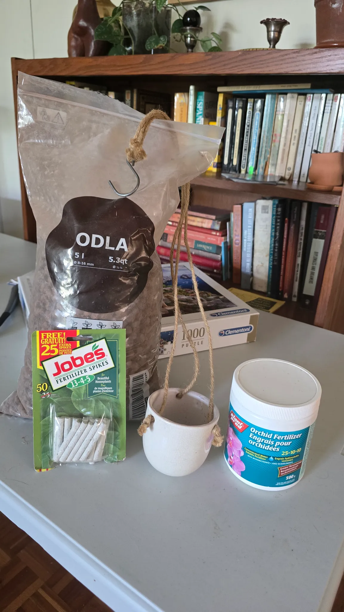 Plant items photo 1