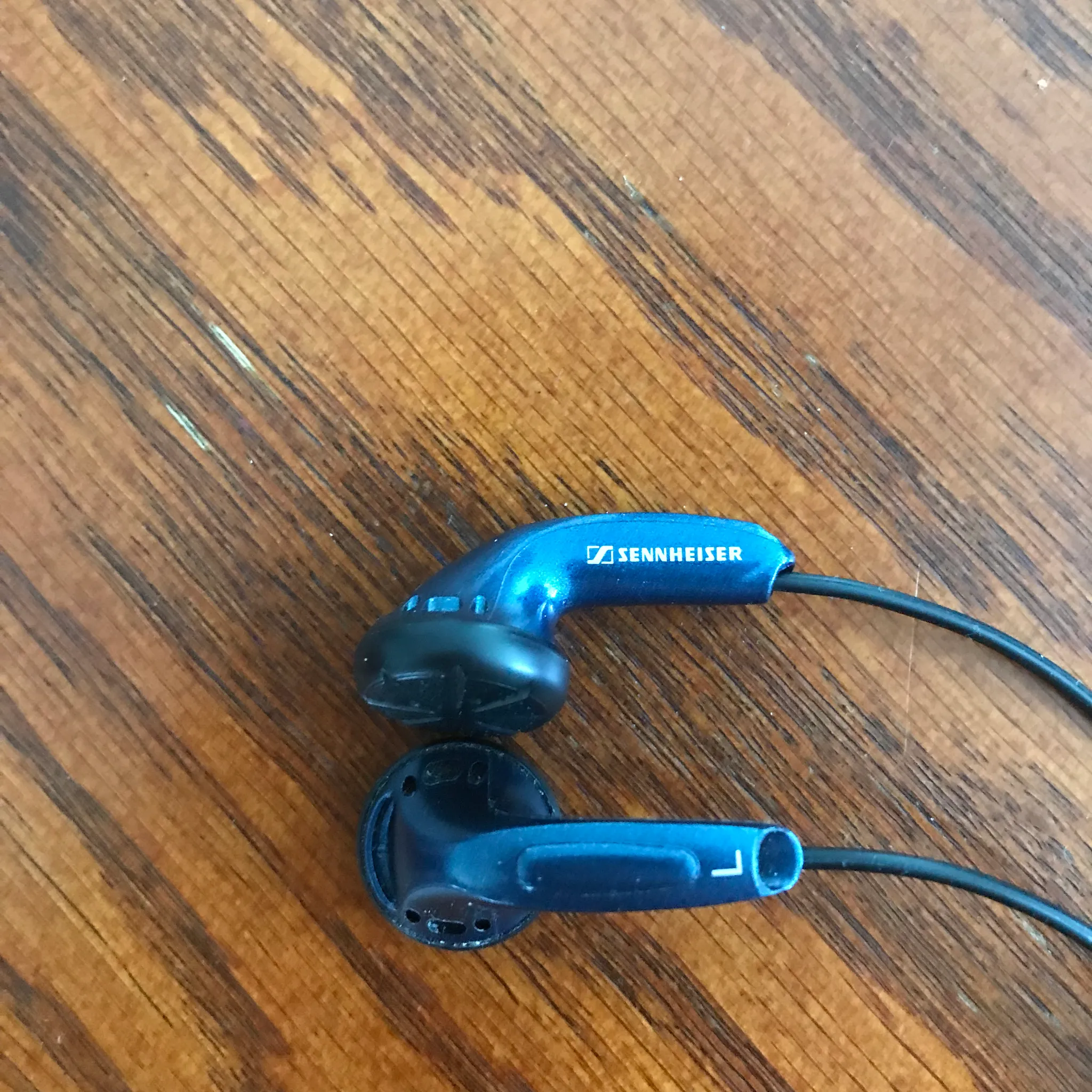 Sennheiser headphones with microphone photo 1