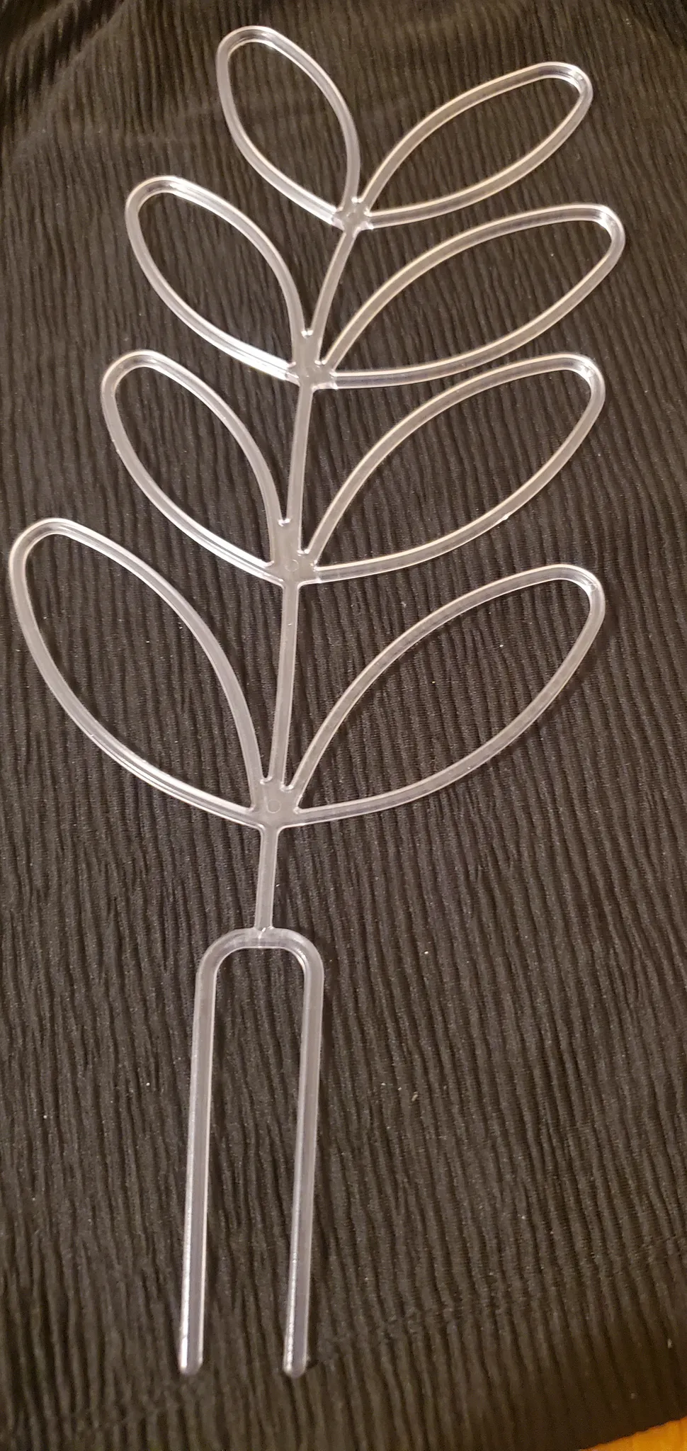 FREE Plant Support, Clear leaf-shaped plastic stake photo 1