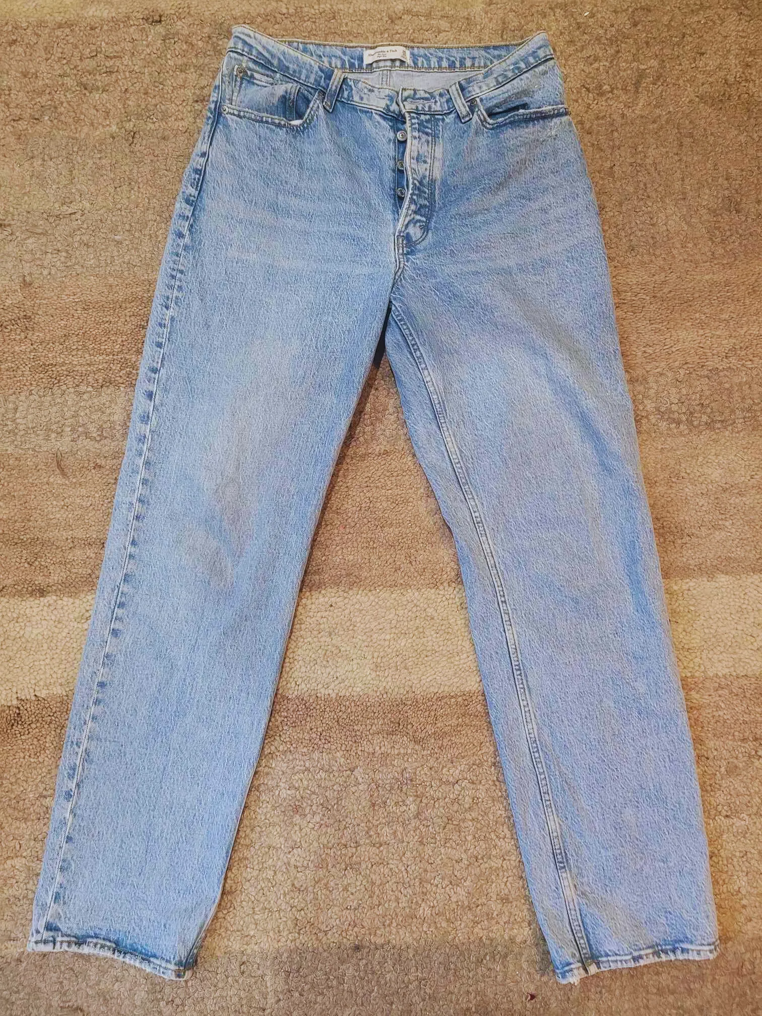Abercrombie & Fitch High-Waisted Dad Jeans photo 1