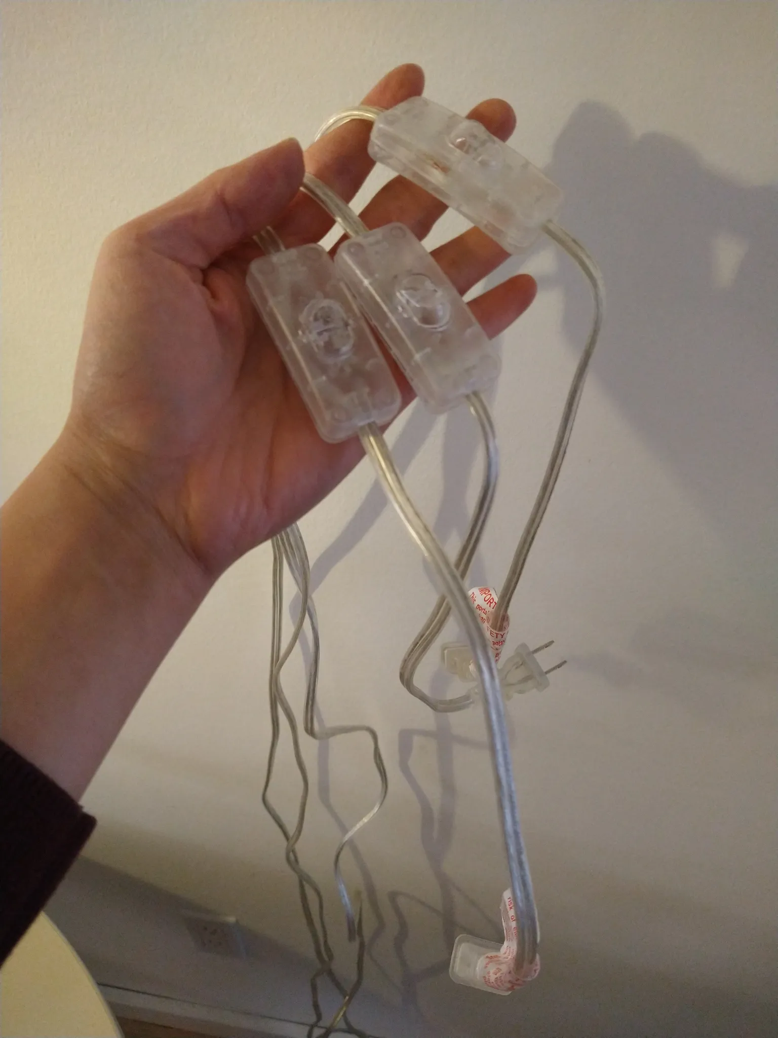 3 Light switch cables photo 1