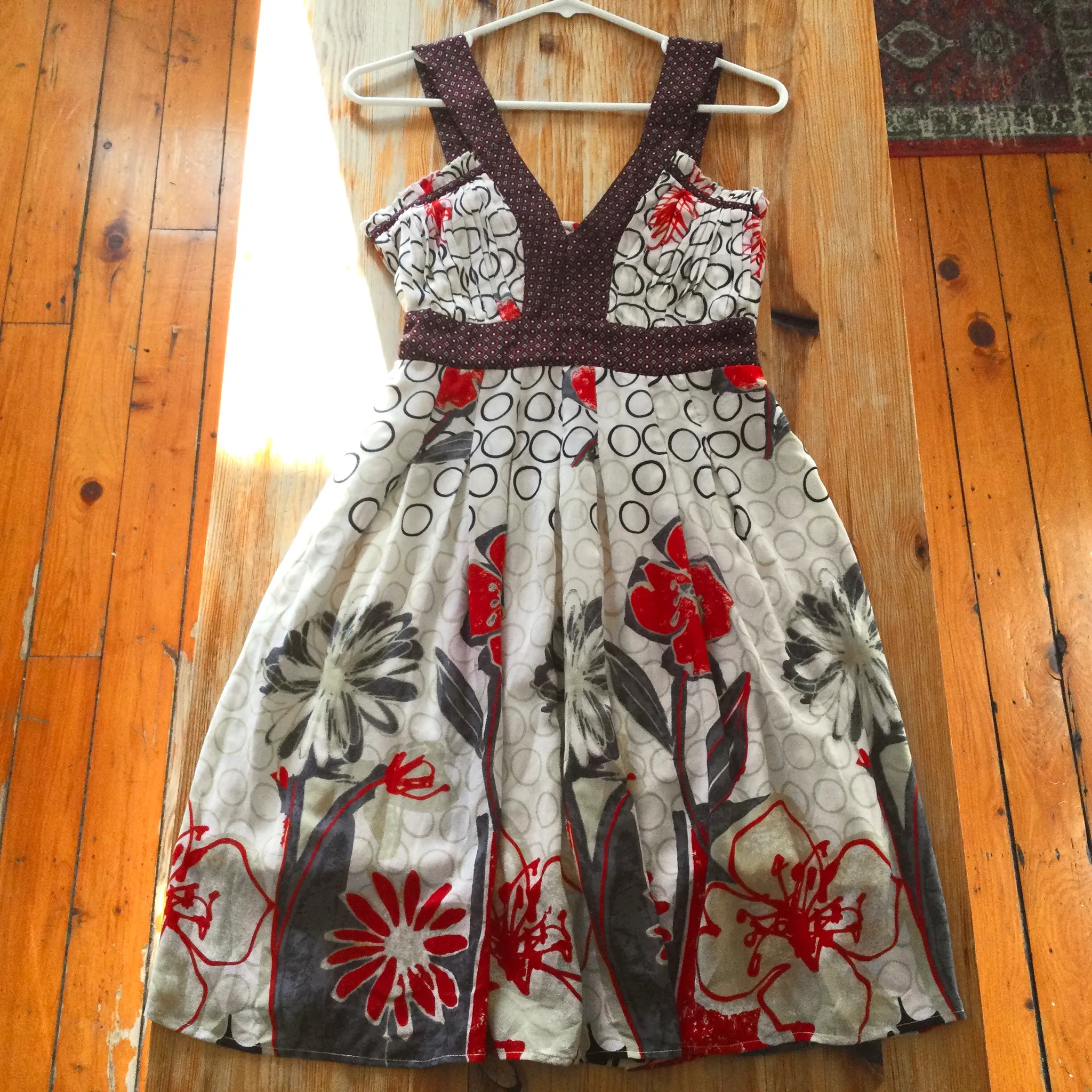 Mini Floral Cotton Dress w Sewn Back Bow & Petticoat photo 1