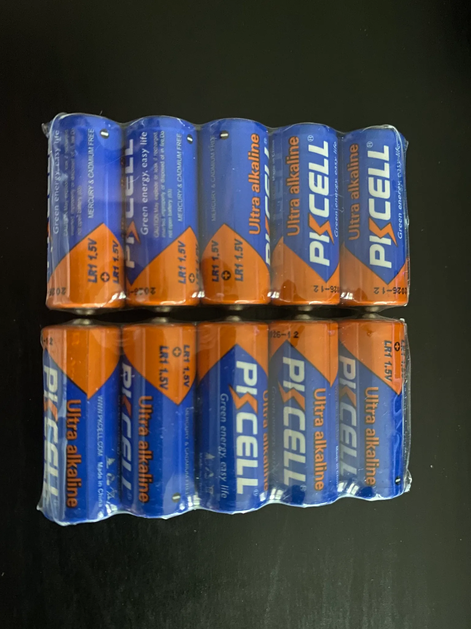 1.5 Volt A Batteries - 10 Pack photo 1