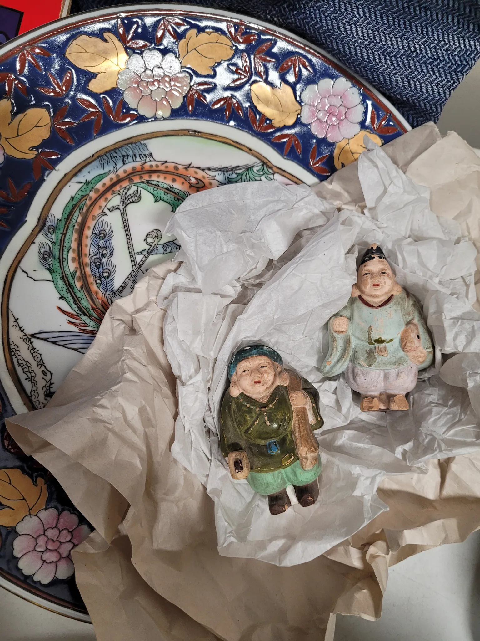 Two smaller figures photo 1