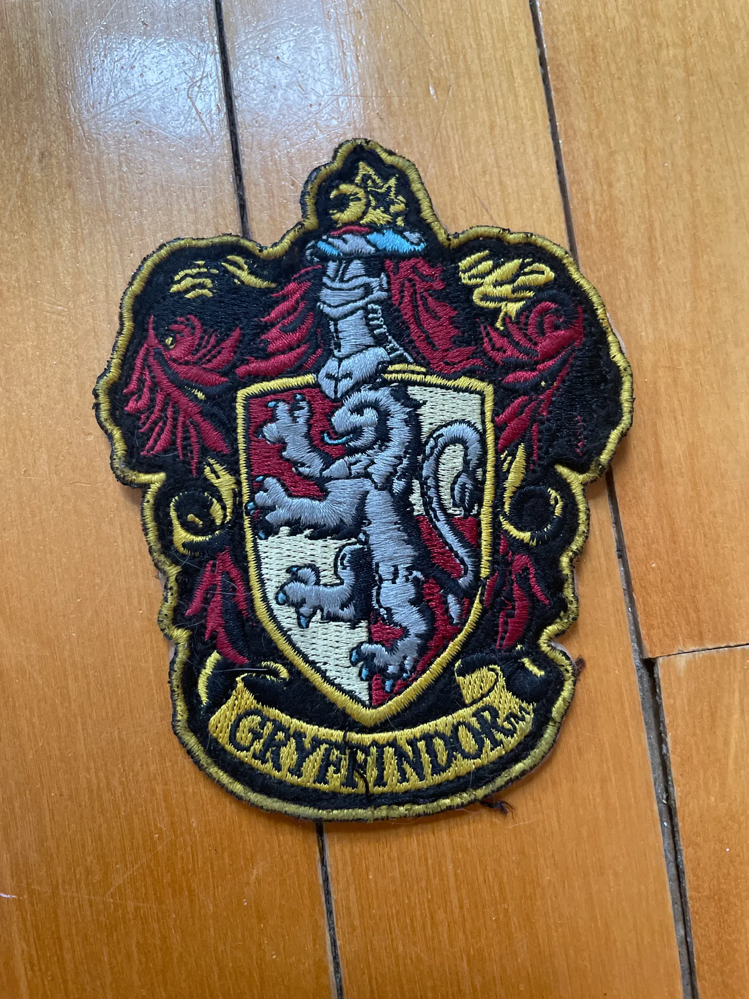 🆓 worn-out patch photo 1