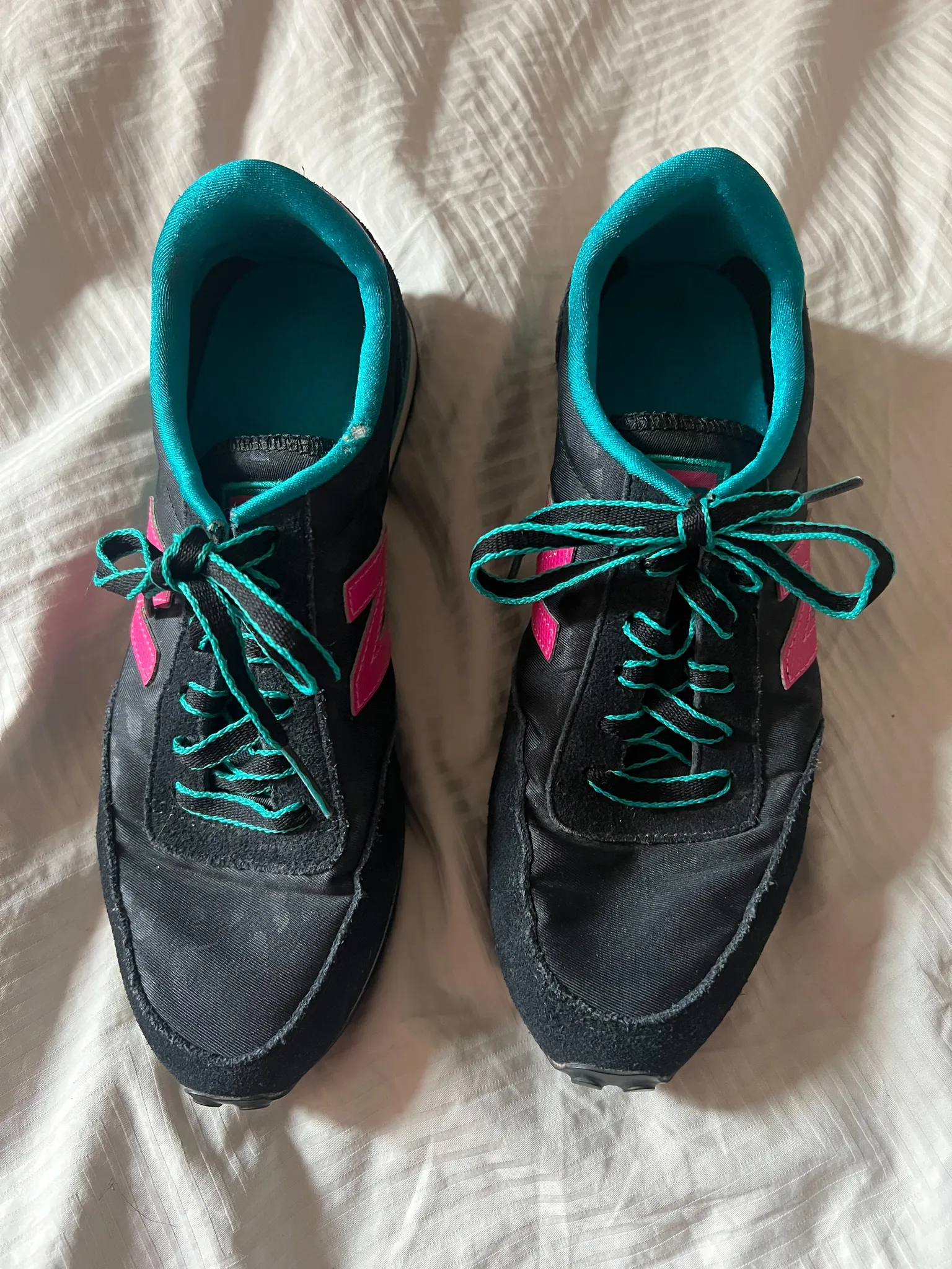 New Balance size 8 shoes photo 1