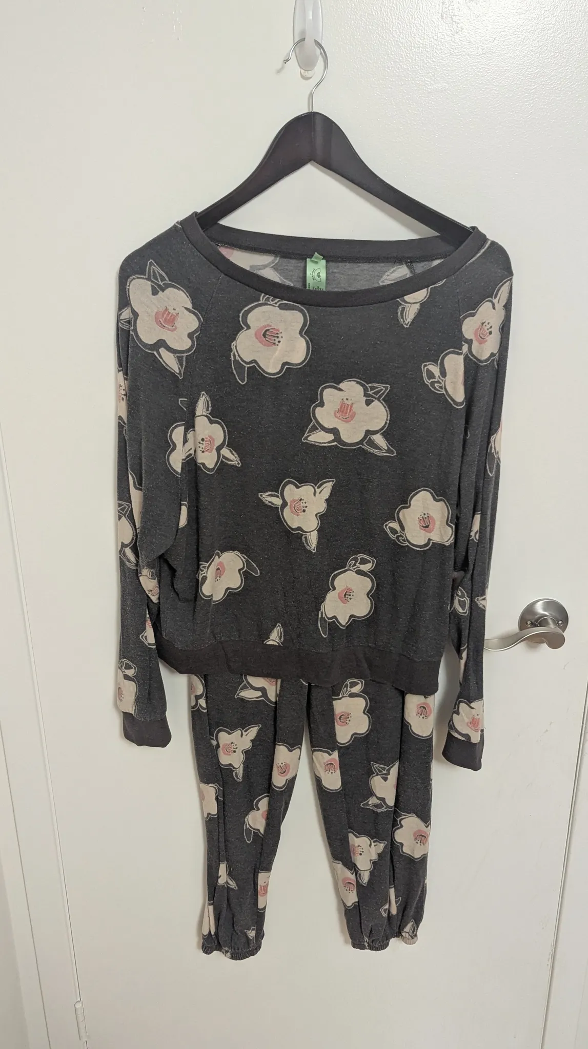 Honeydew Pajama Set - Women's Medium  photo 1