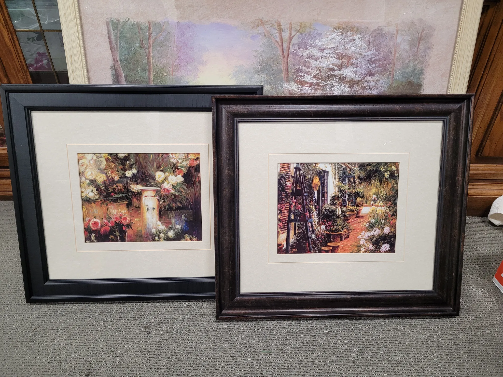 Set of 2 framed prints  photo 1