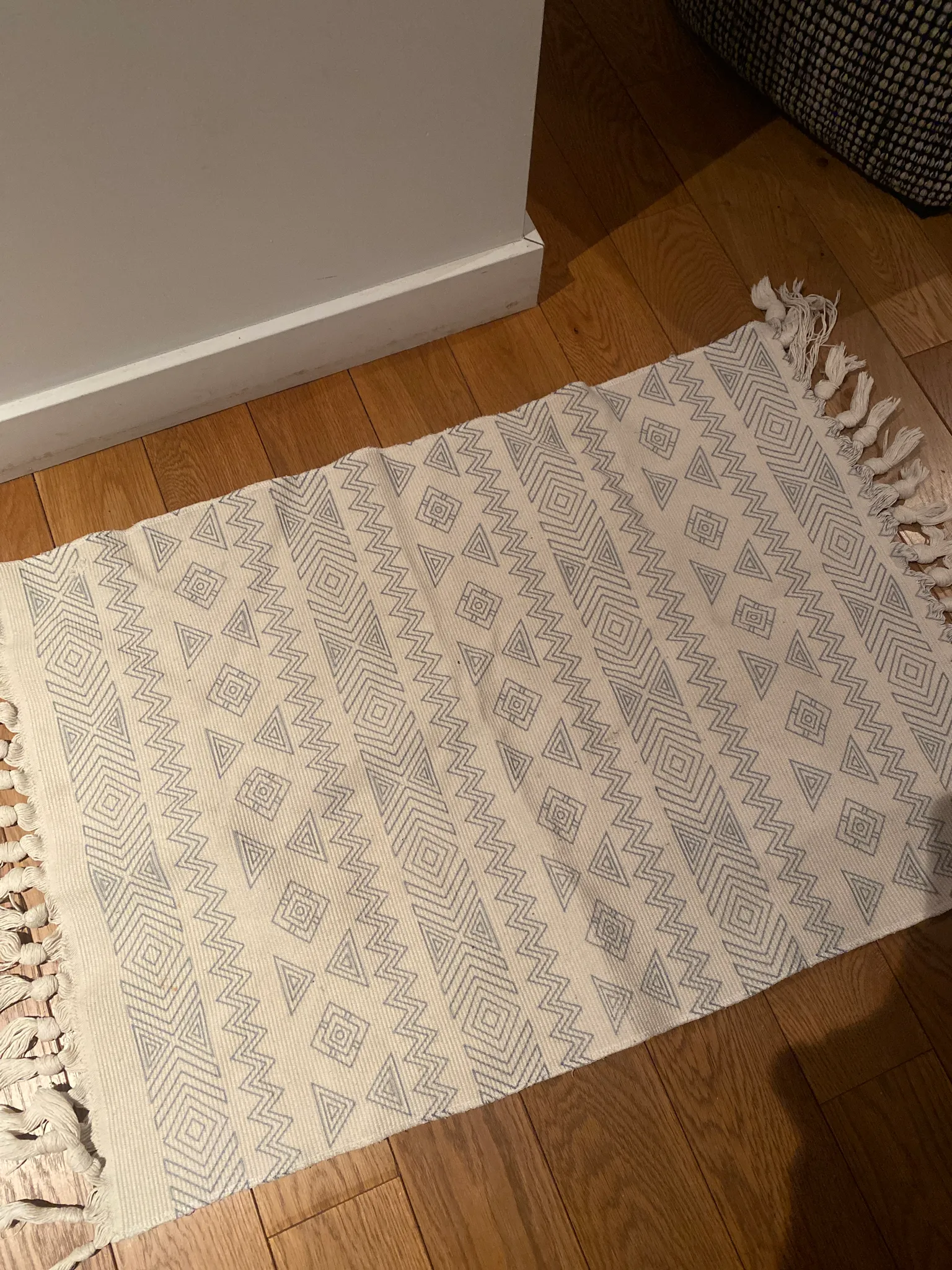 Area rug photo 1