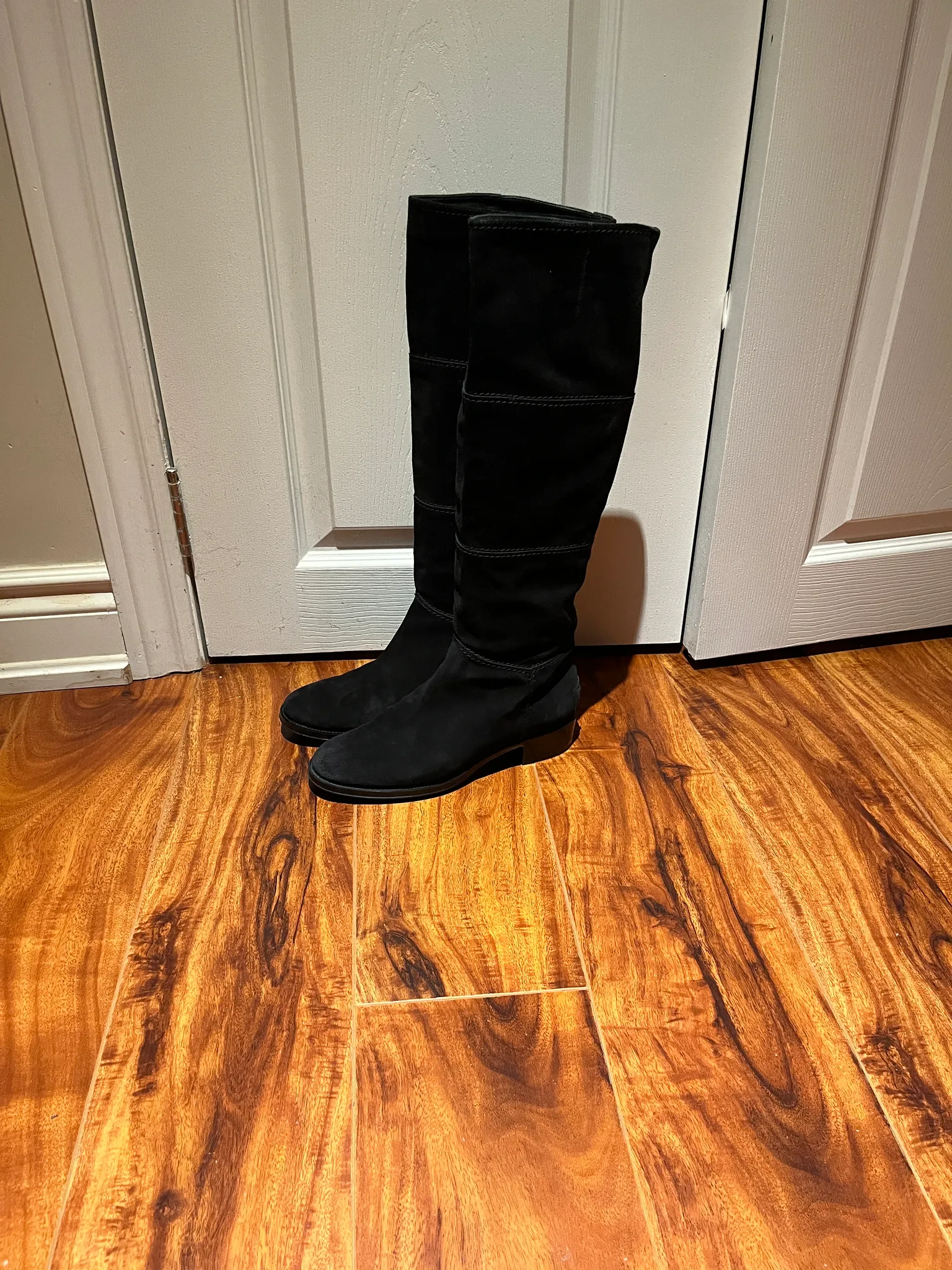 Tod’s tall suede boots photo 1