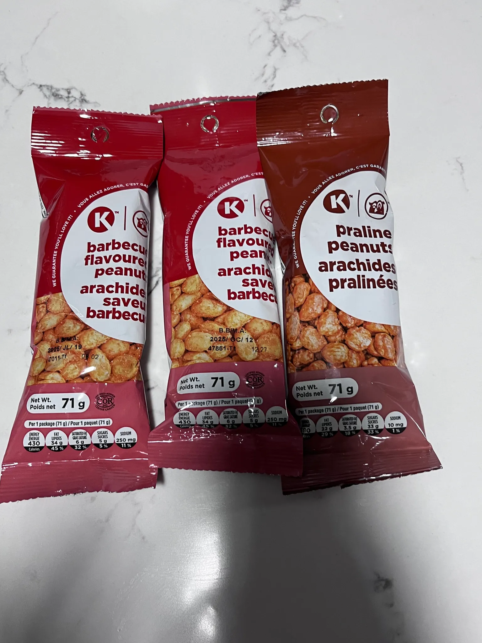 Barbecue and praline peanuts  photo 1
