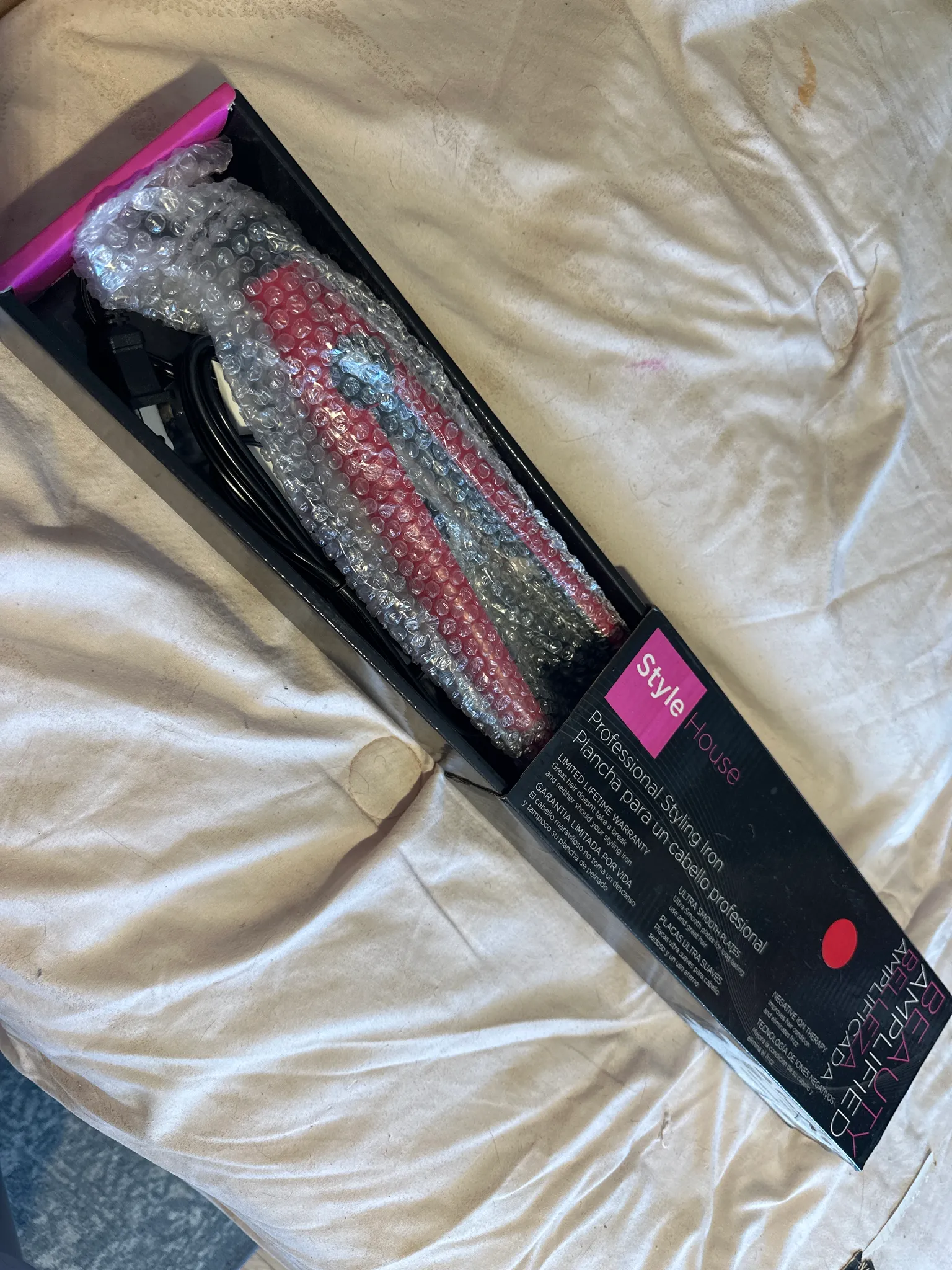 Hair straightener  photo 1
