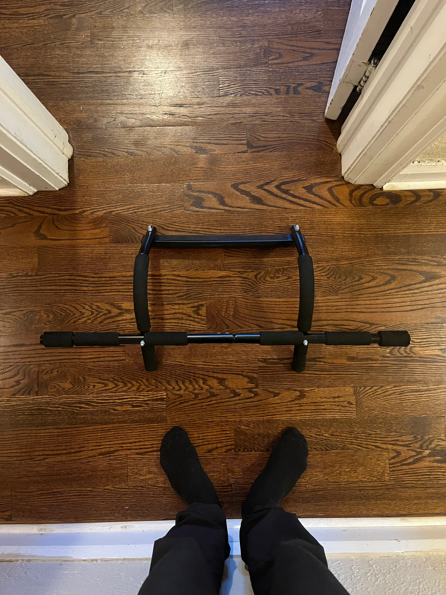 Doorway Pull-Up Bar photo 1
