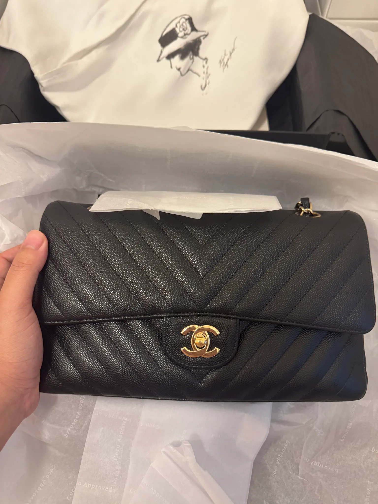 Chanel Medium Chevron Caviar Bag photo 1