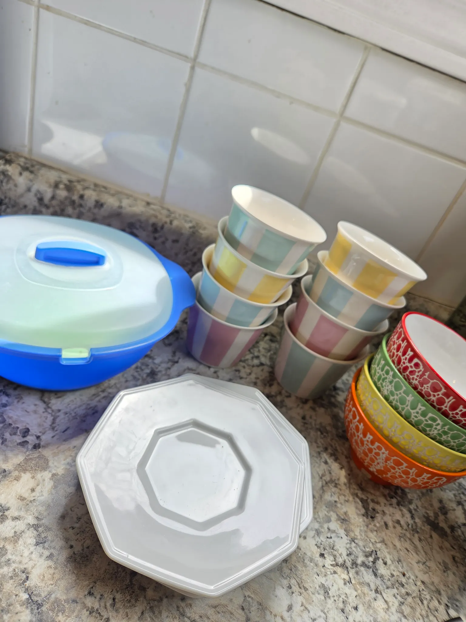 Vintage Pastel ceramic cups, and bowls + extra photo 1