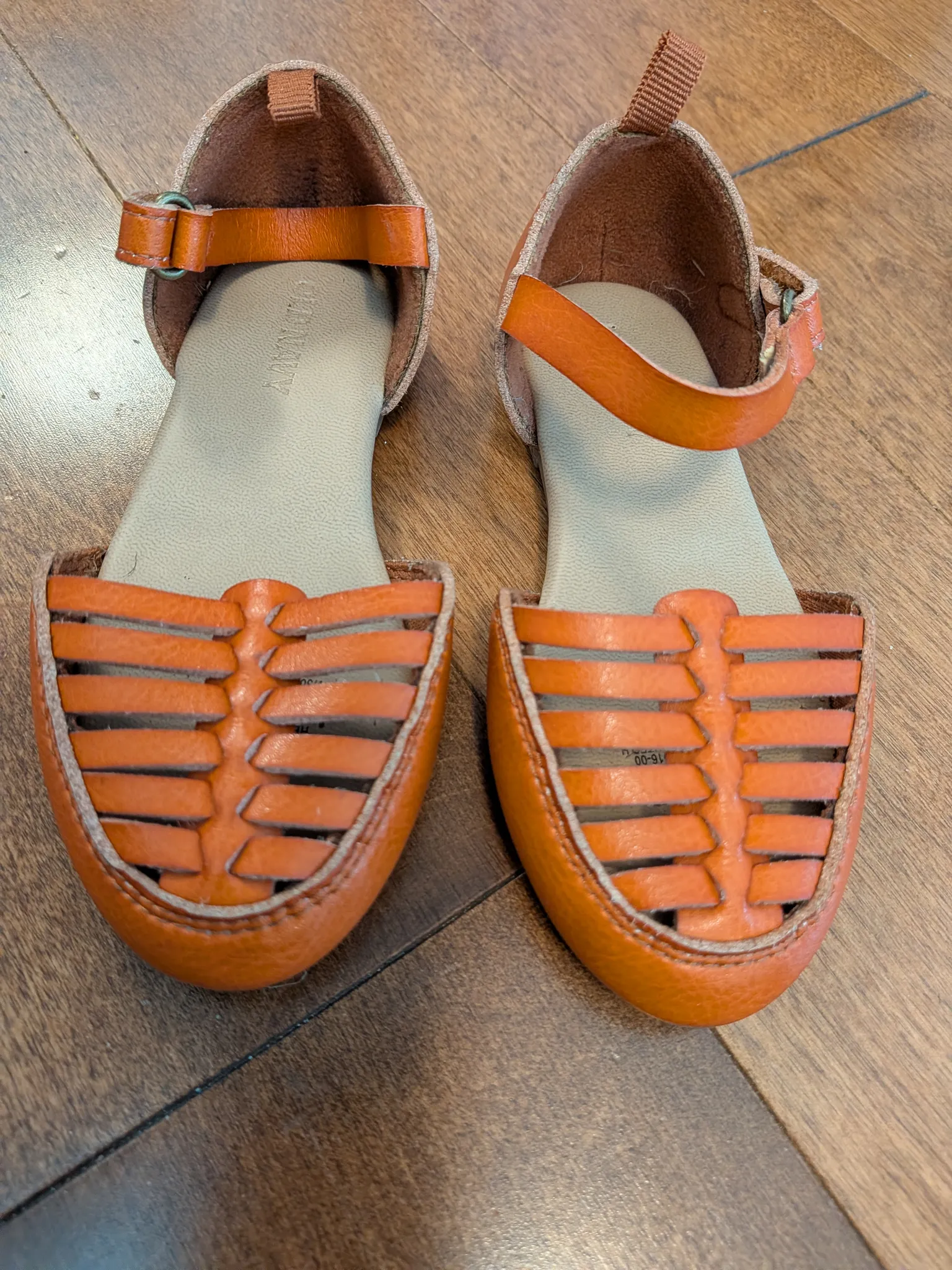 Toddler old navy sandals size 7 photo 1