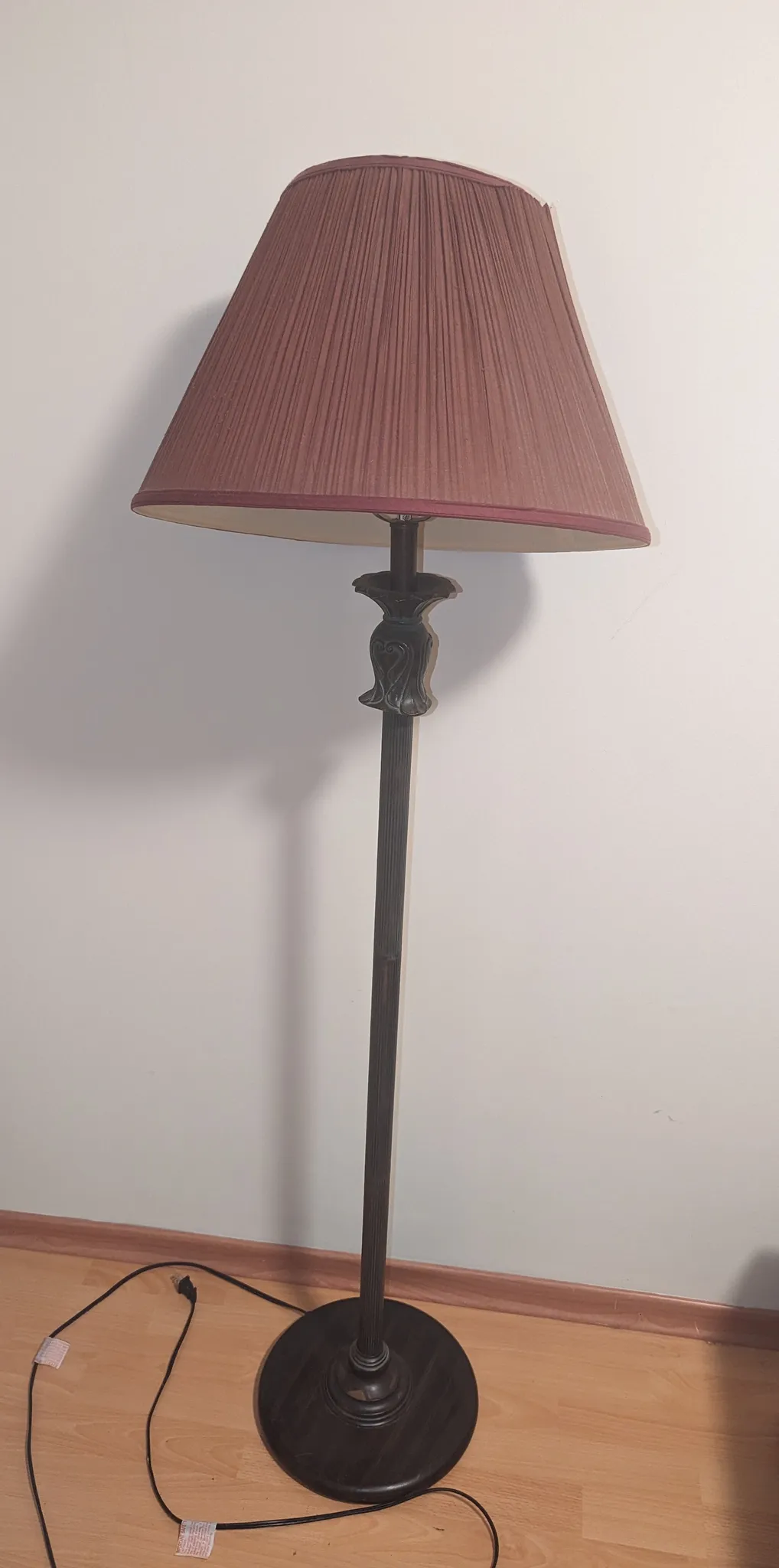 Floor Lamp photo 1