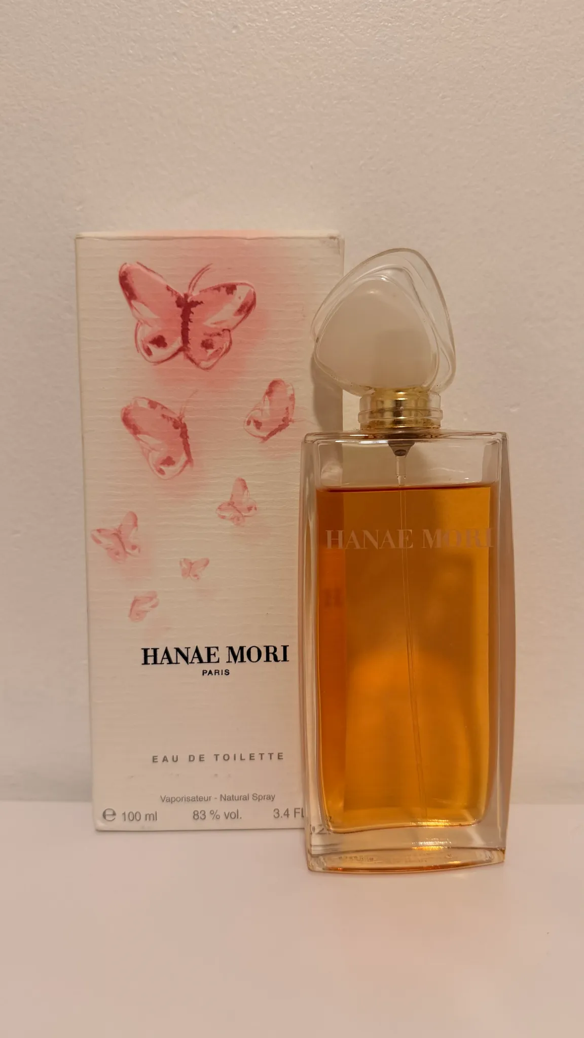 Perfume  photo 1