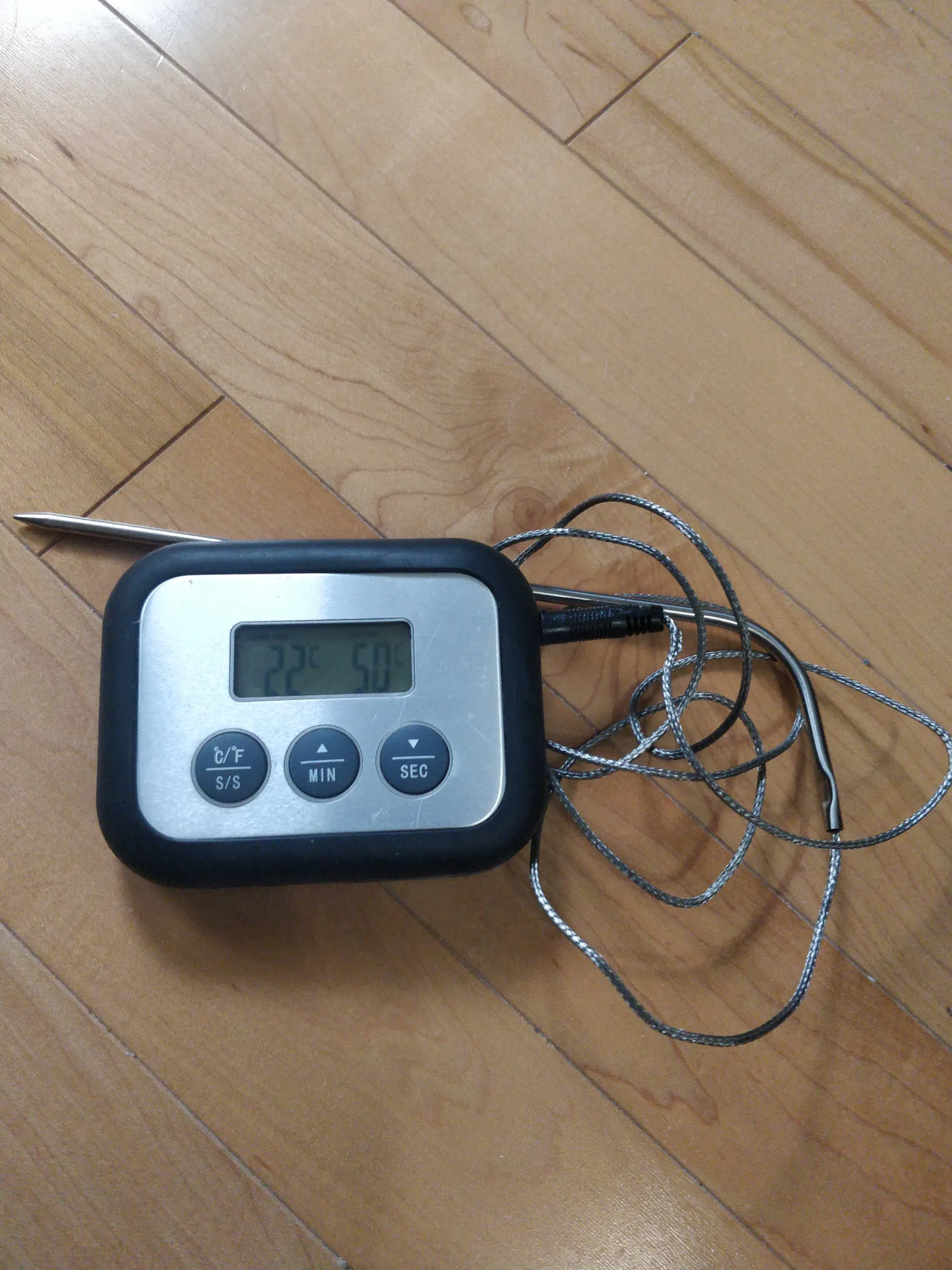 Roasting thermometer photo 1
