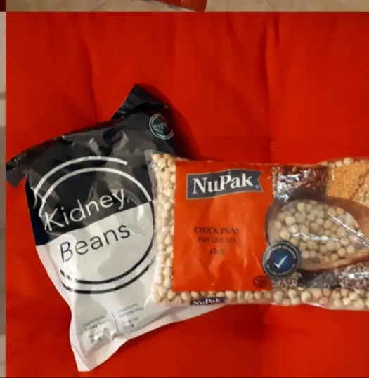 Chickpeas! photo 1