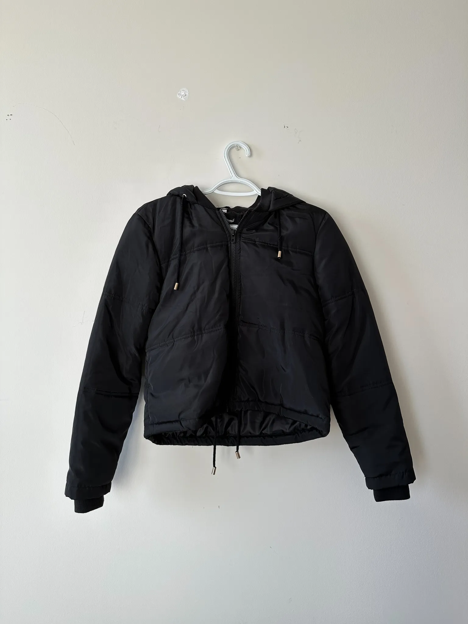 Black Short Puffer Jacket photo 1