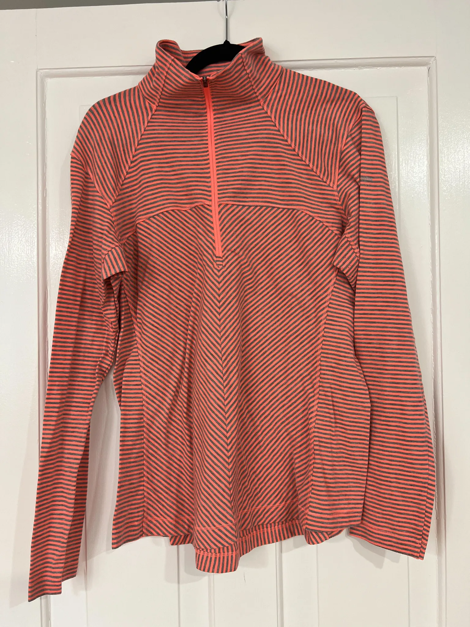 Columbia Omni-Wick Advanced Evaporation Shirt, XL, Pink & Gray photo 1
