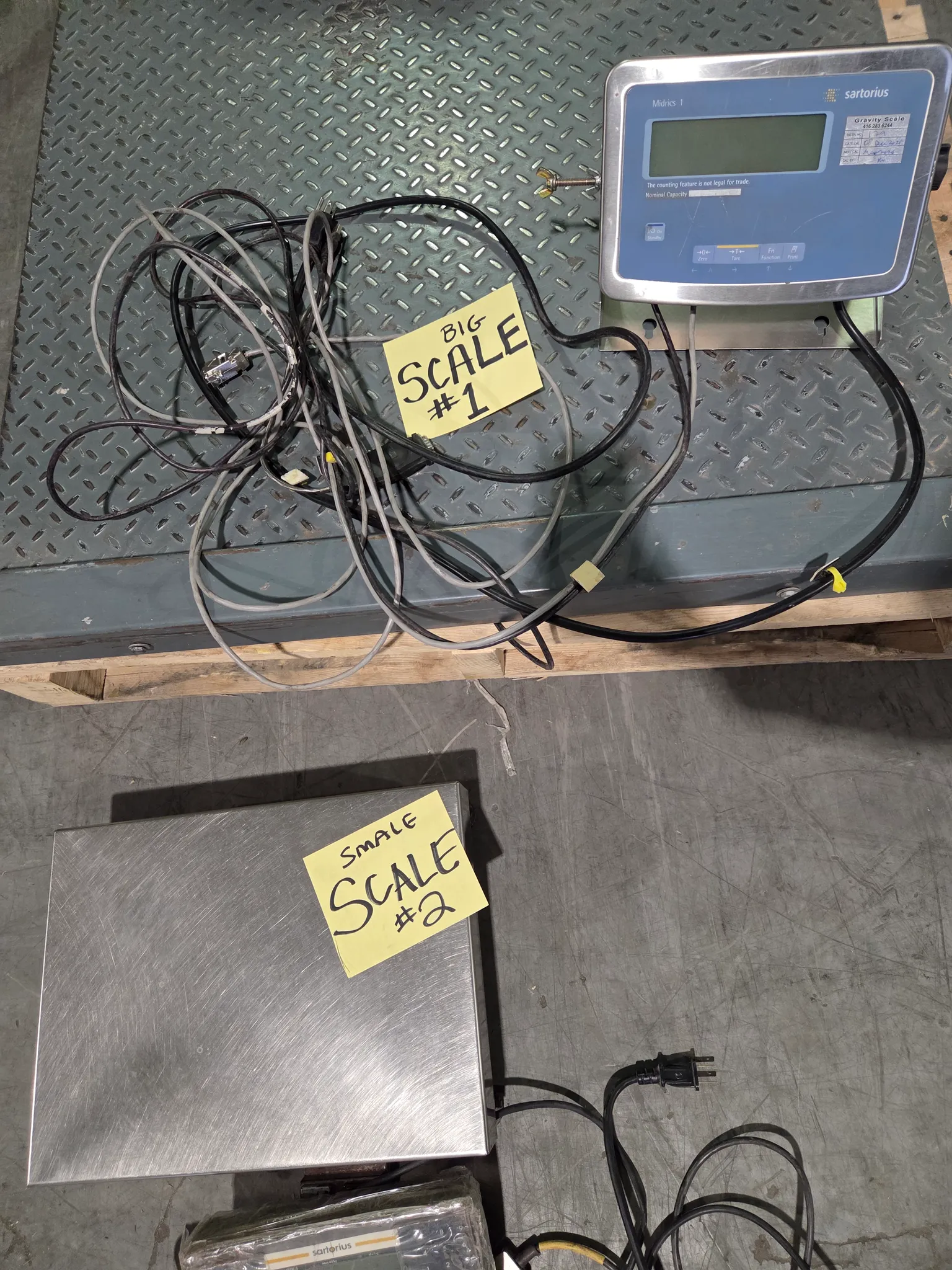2 x industrial scales photo 1