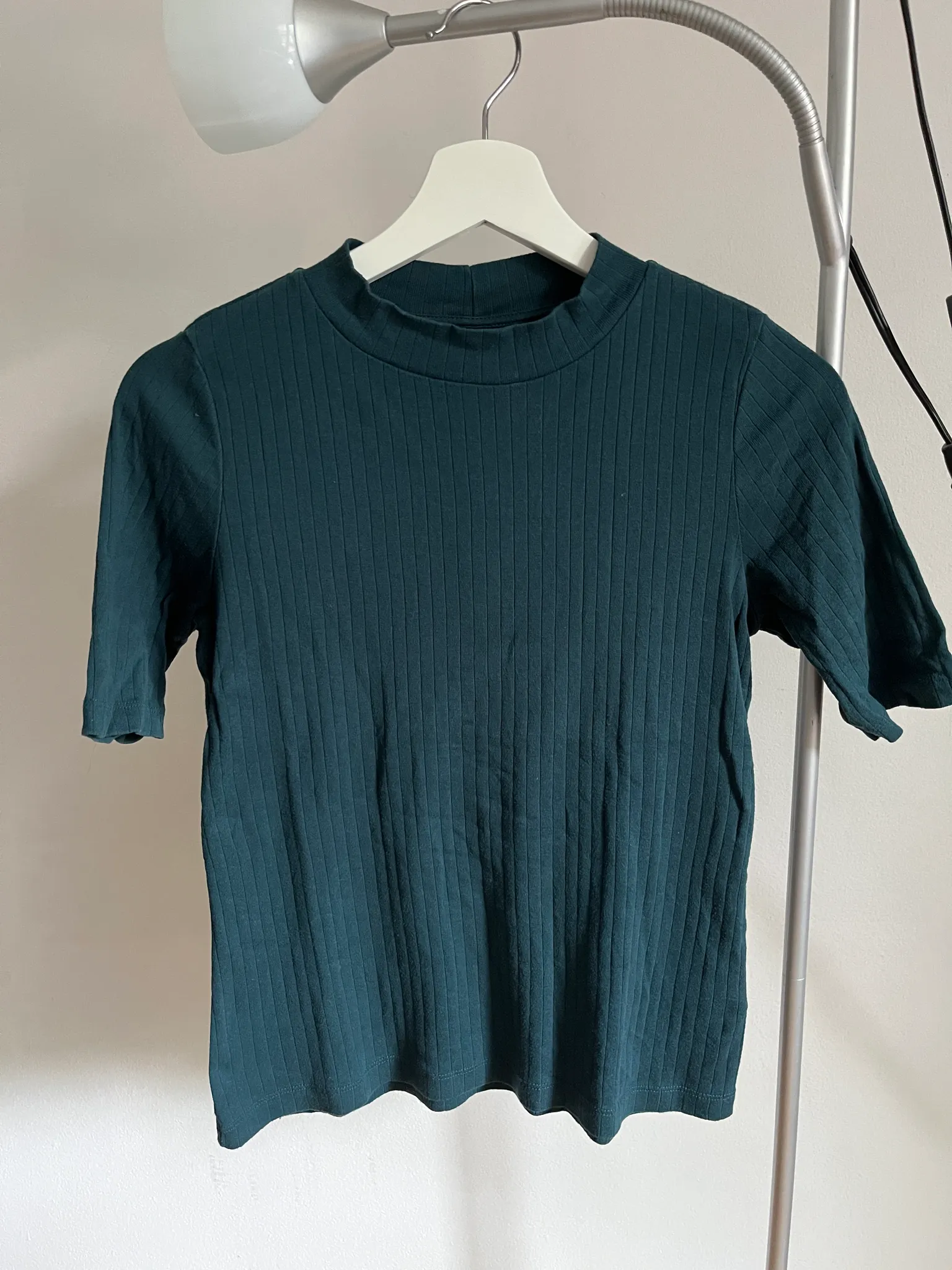 Uniqlo tshirt photo 1