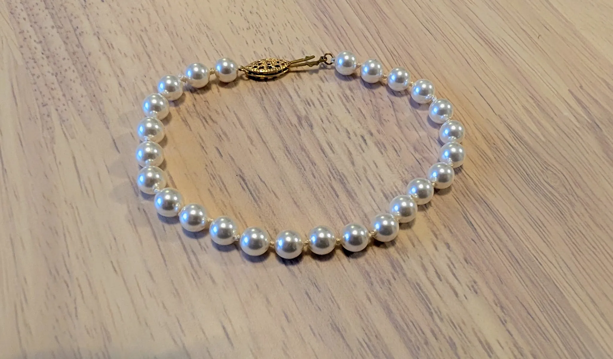 Faux Pearl Bracelet photo 1