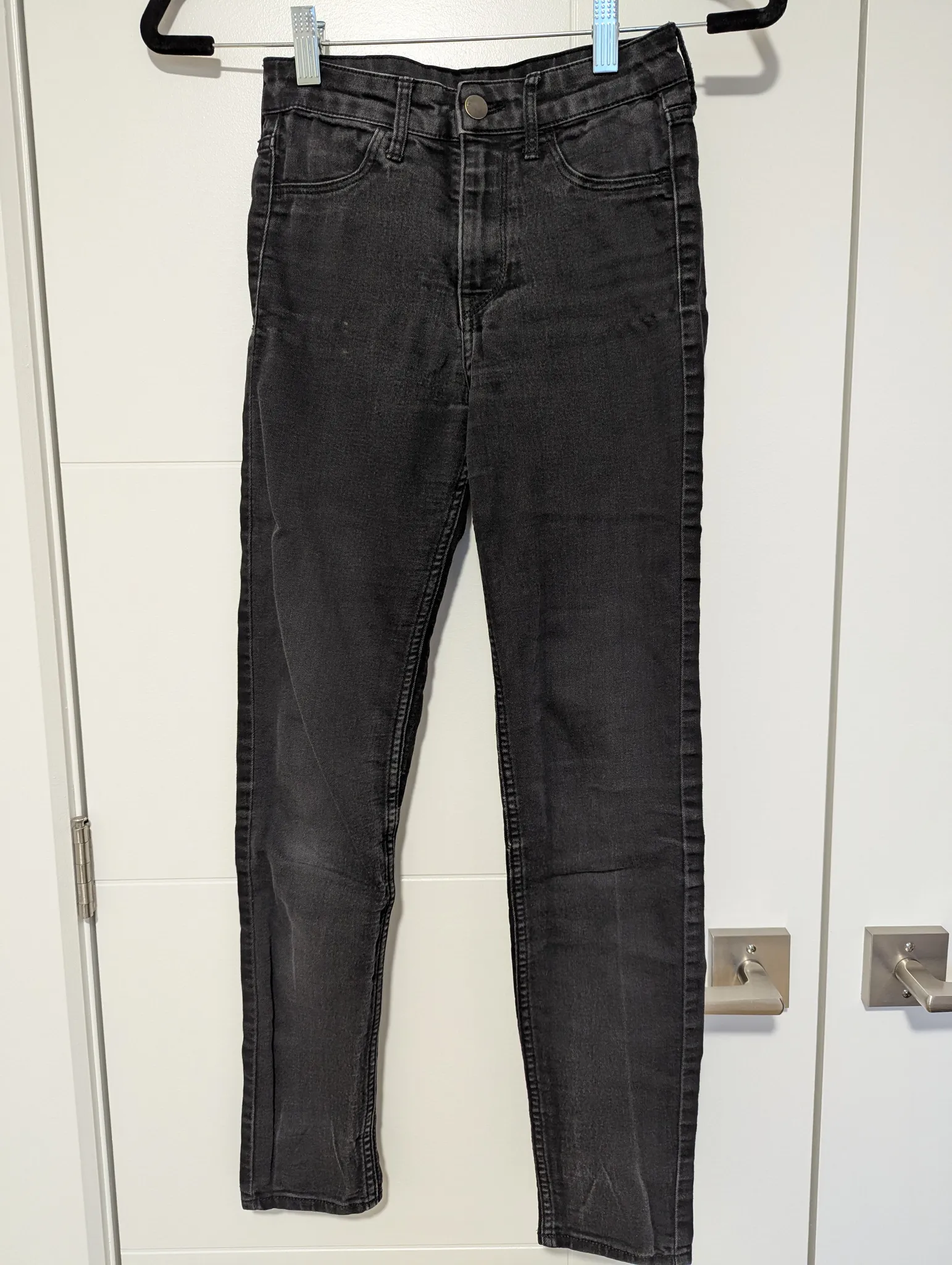 H&M jeans photo 1