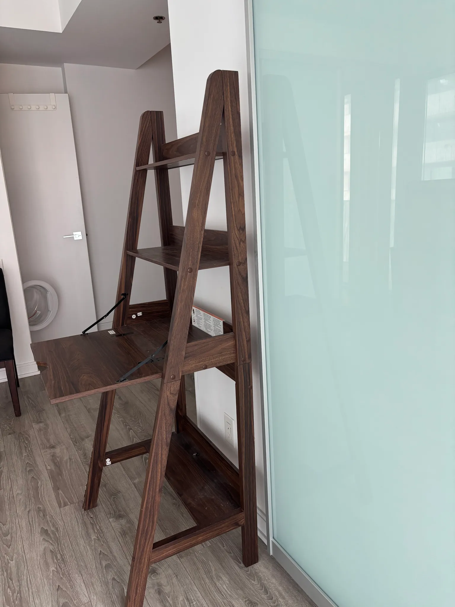 FREE Ladder/bookshelf Desk photo 1