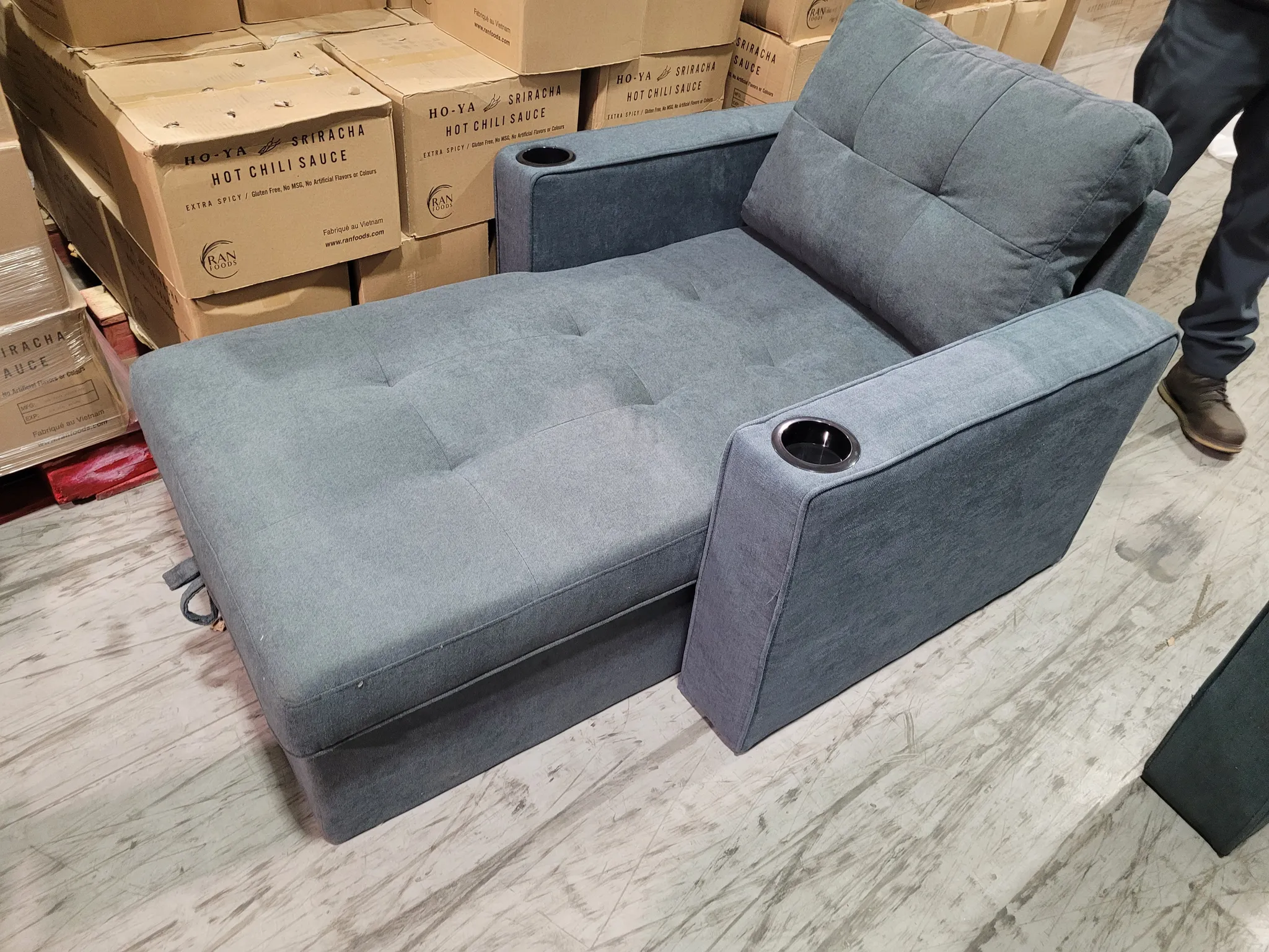 Chaise lounge photo 1