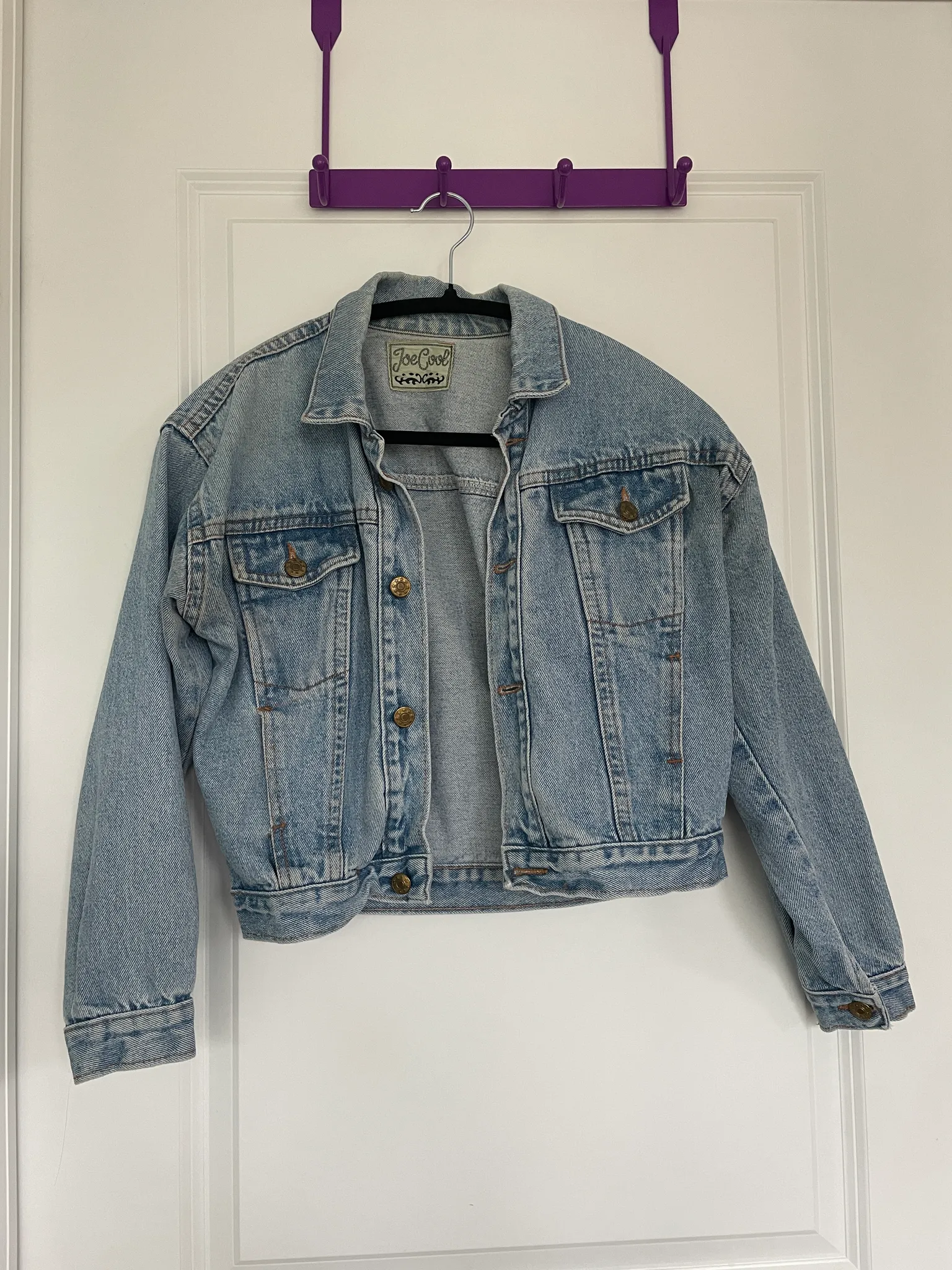 Women’s vintage cropped jean jacket photo 1