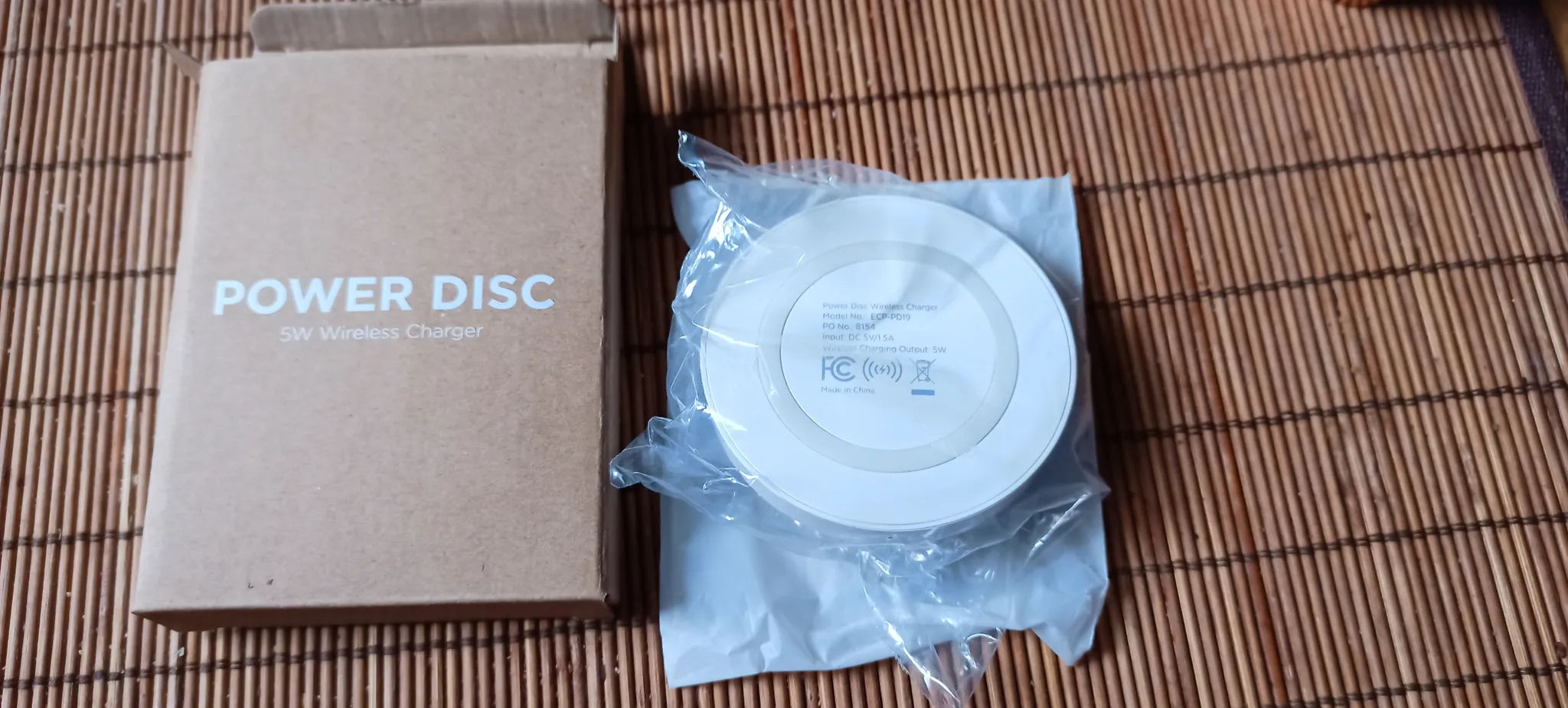 5W Wireless Charger - Power Disc photo 1