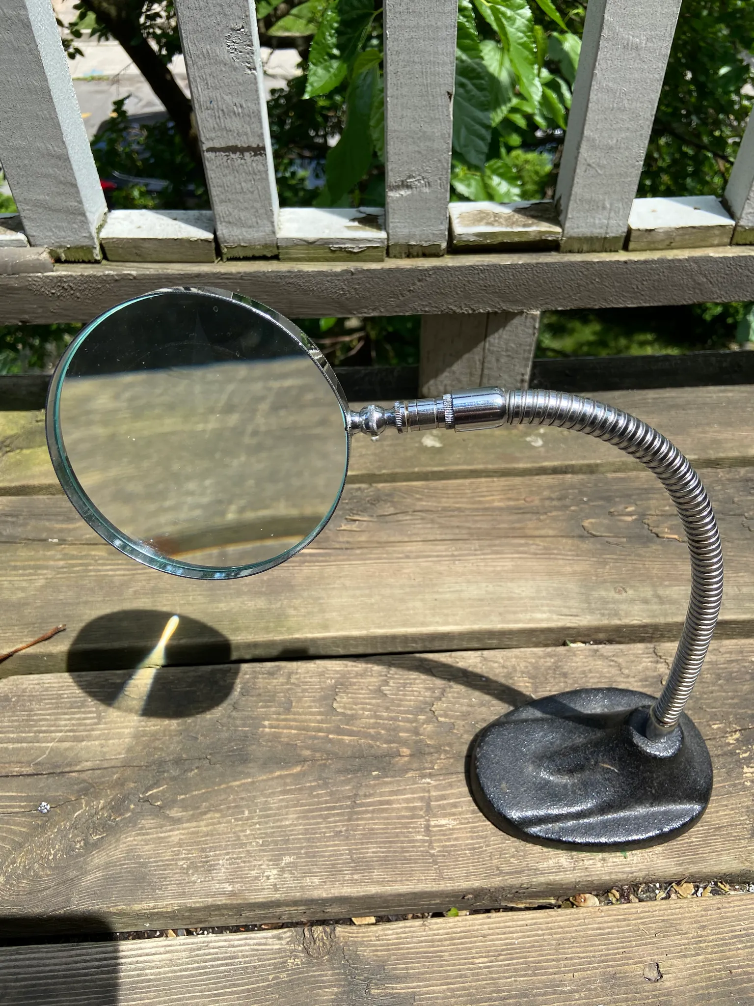 Magnifier photo 1