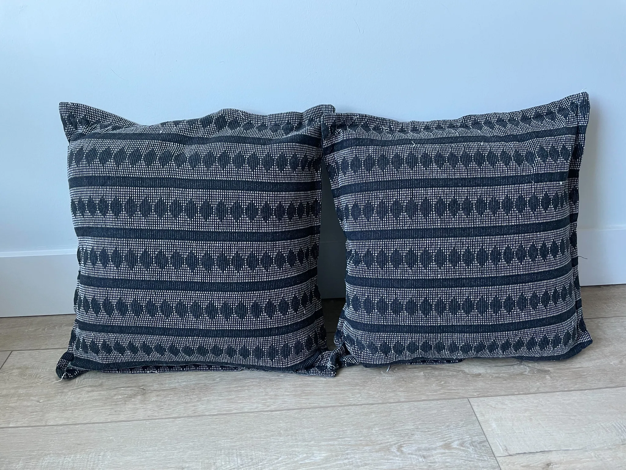 Cotton Cushions (set of 2) photo 1