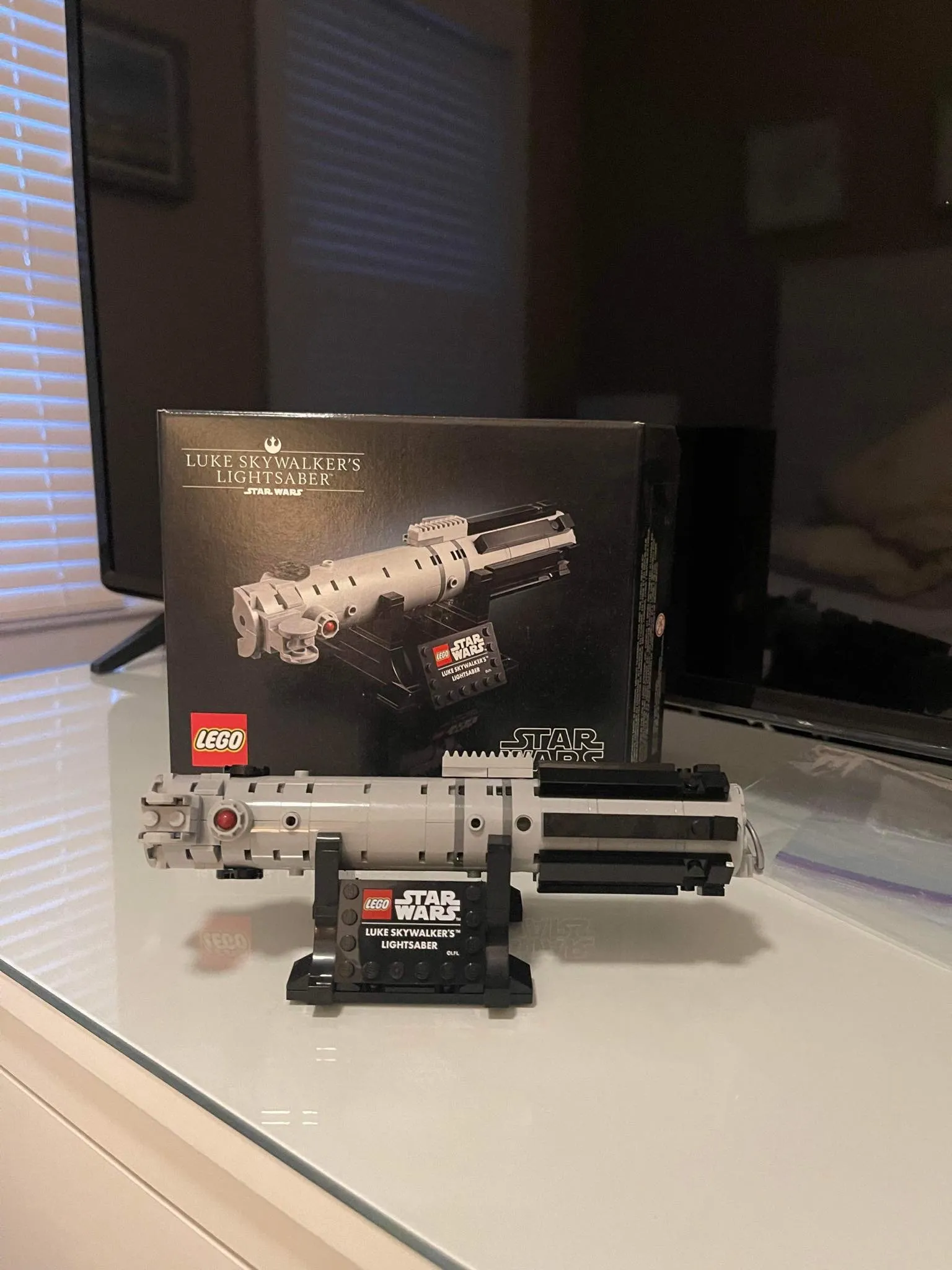 LEGO Star Wars: Luke Skywalker’s Lightsaber photo 1
