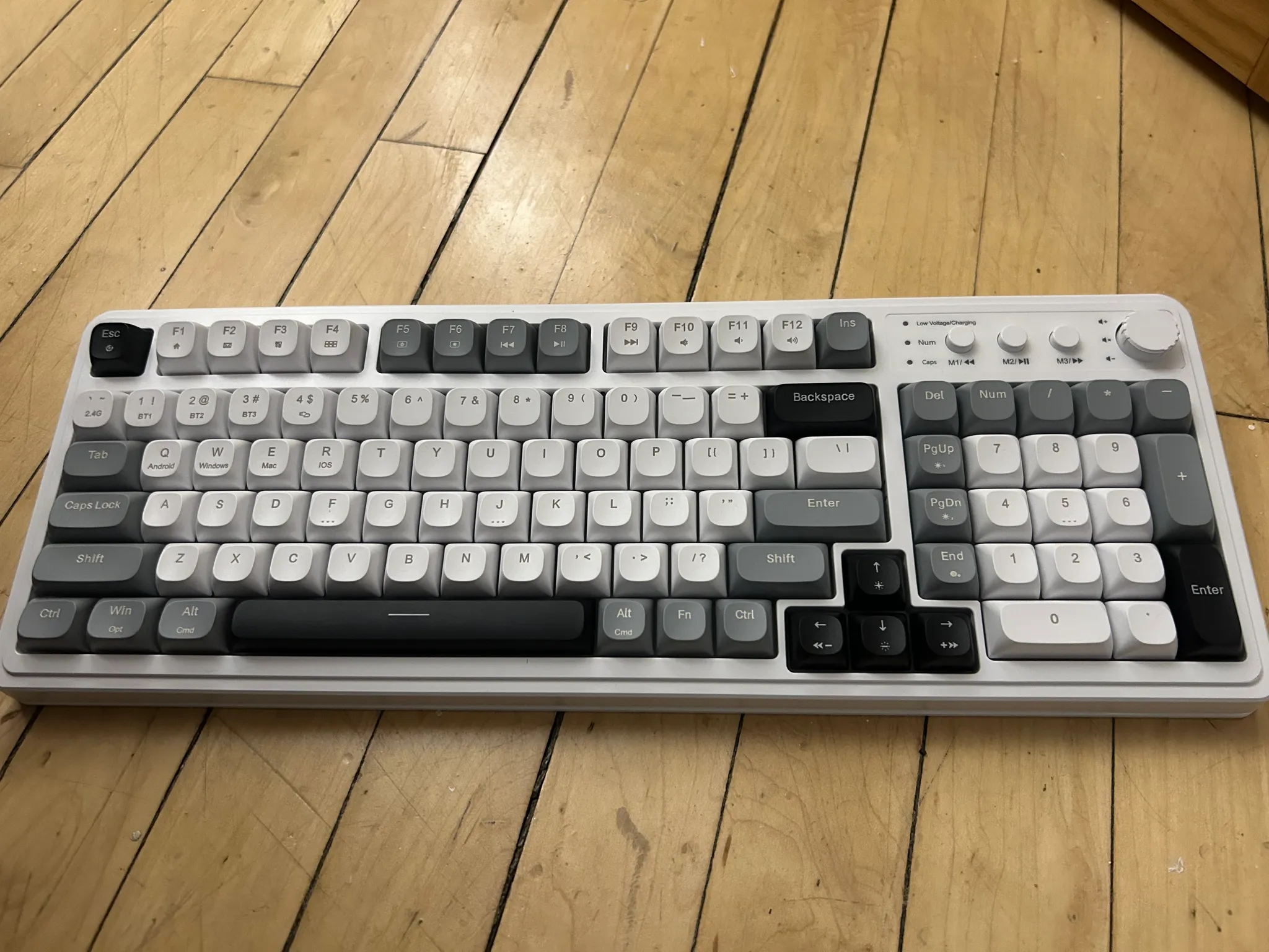 Gaming Keyboard photo 1