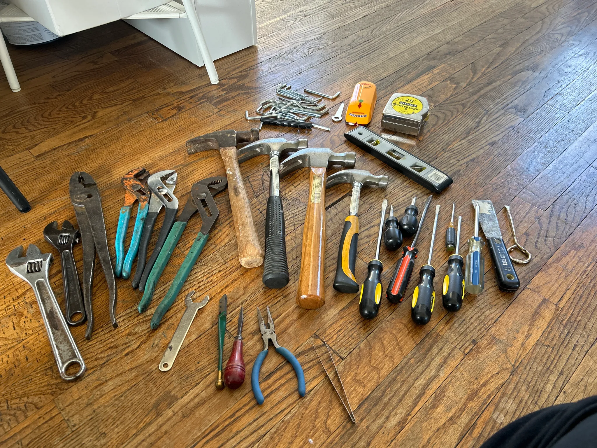 Extra Household Tools photo 1