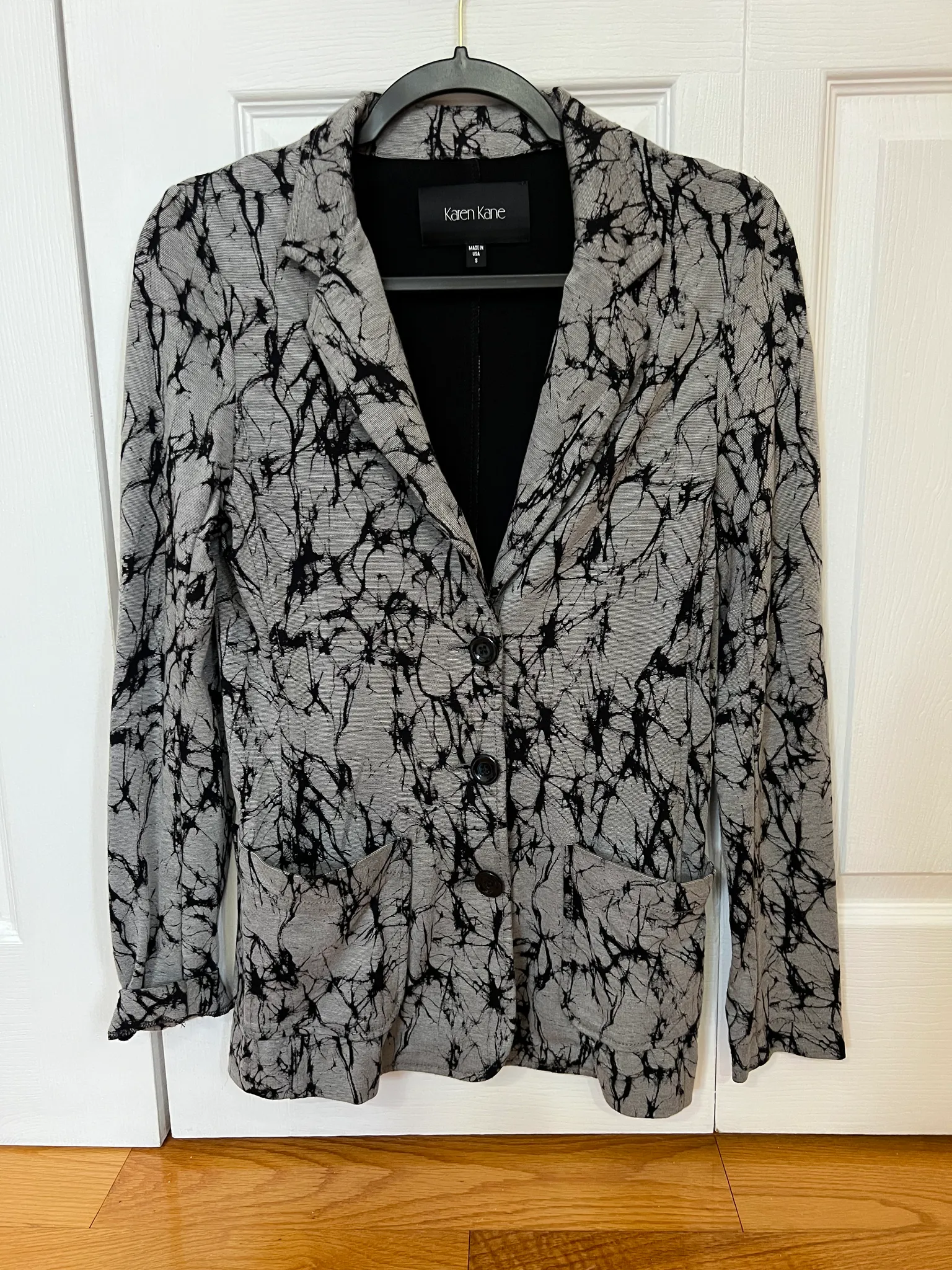 Karen Kane Blazer, Small photo 1