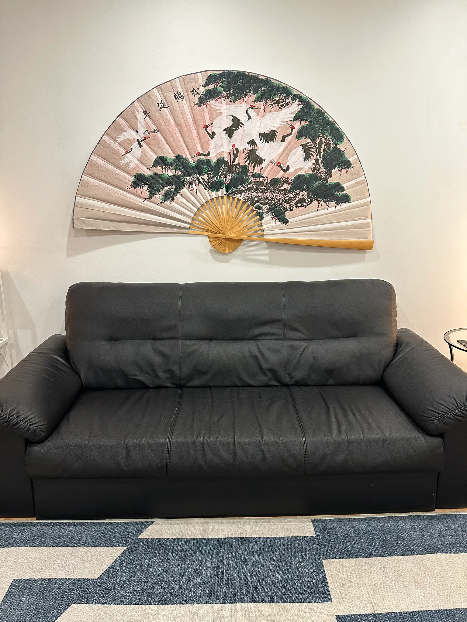 Very nice couch for free photo 1