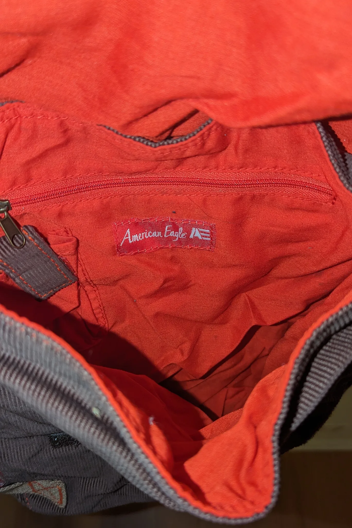 New American Eagle Messenger Bag  photo 1