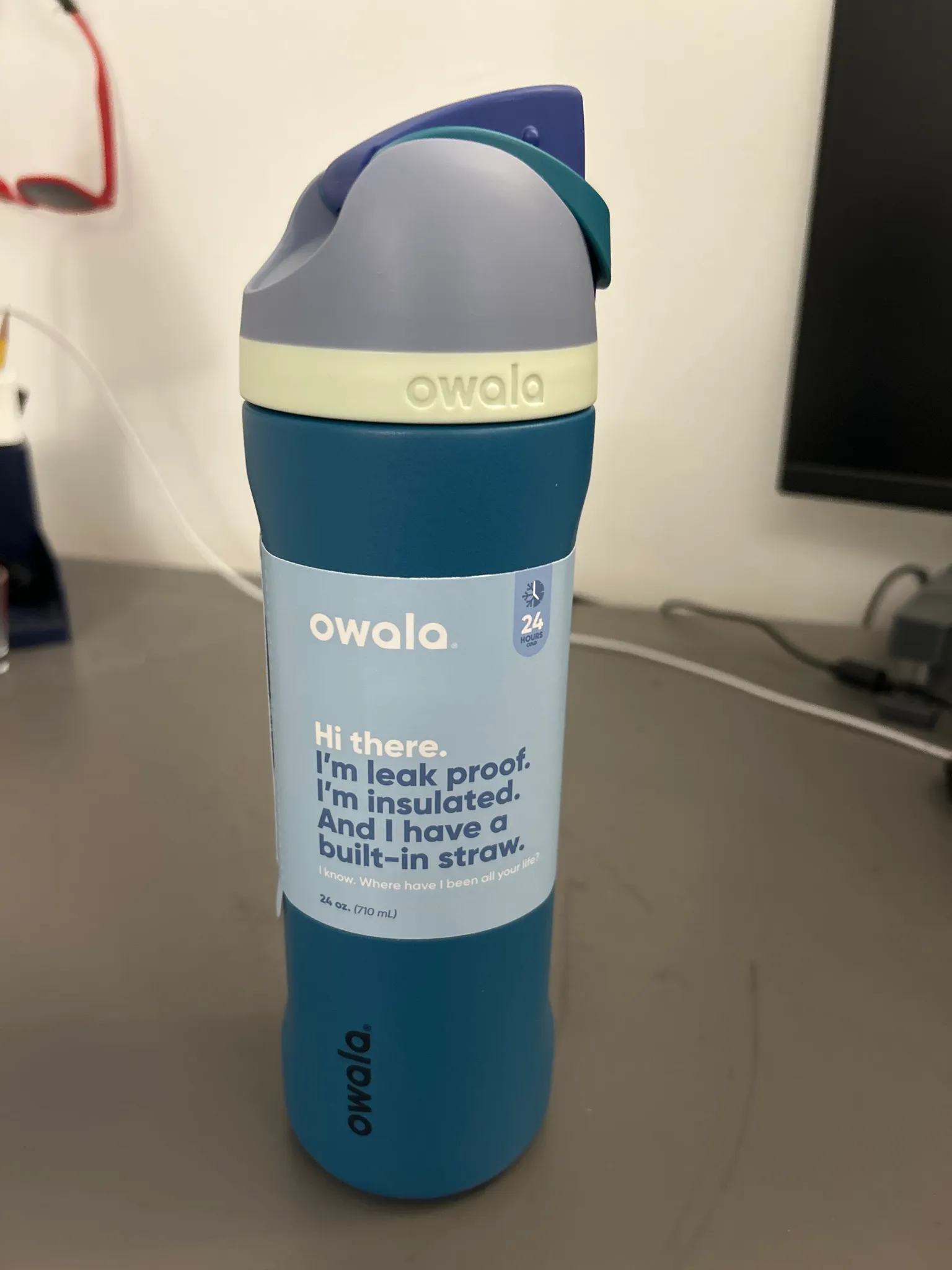 Owala Water Bottle photo 1