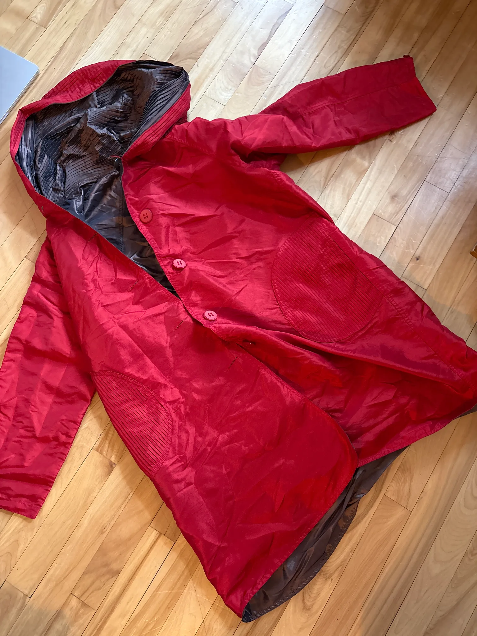 Red jacket photo 1